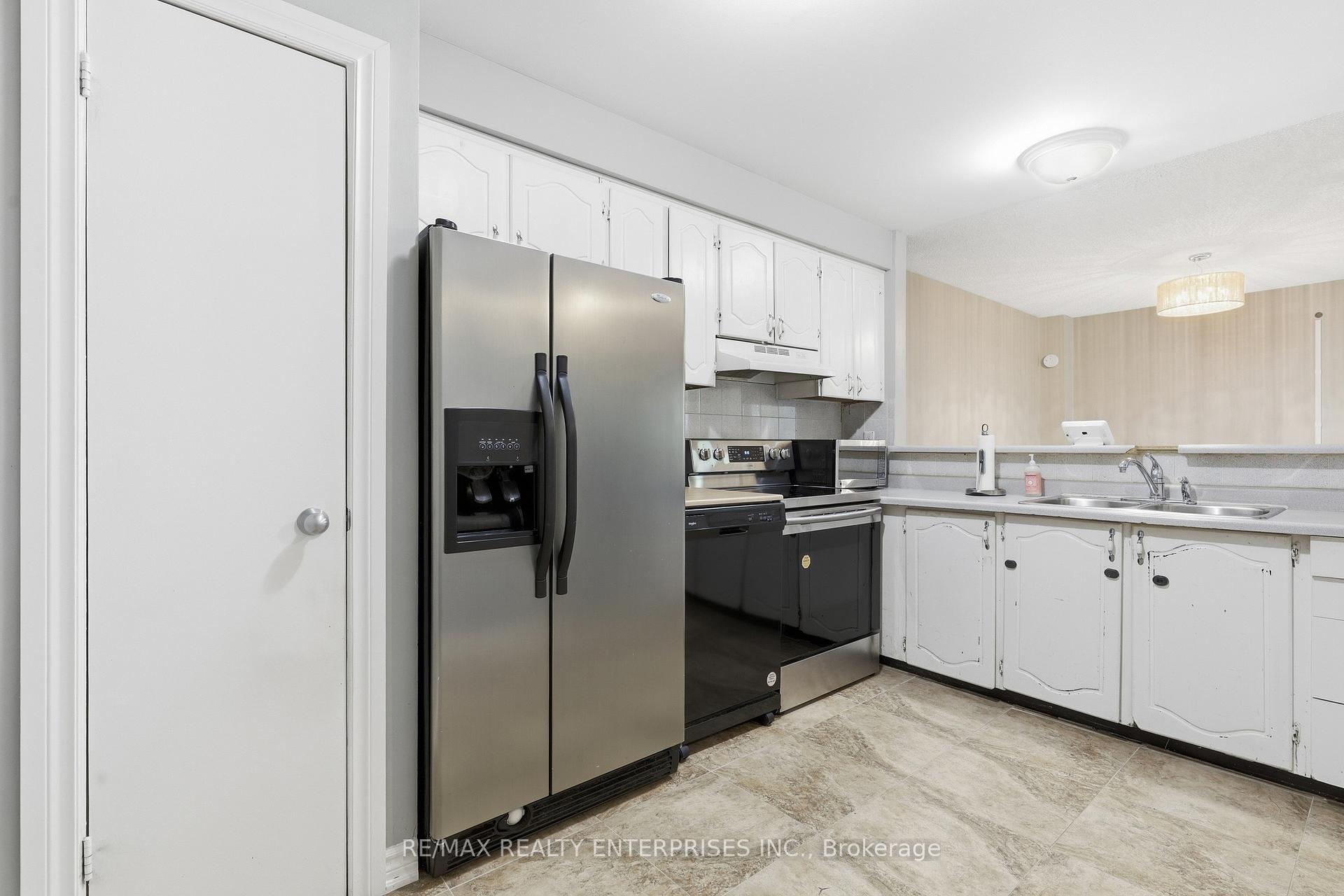 Photo 10 of Unit 103, 155 Glovers Road, Oshawa, Samac — HOMEH