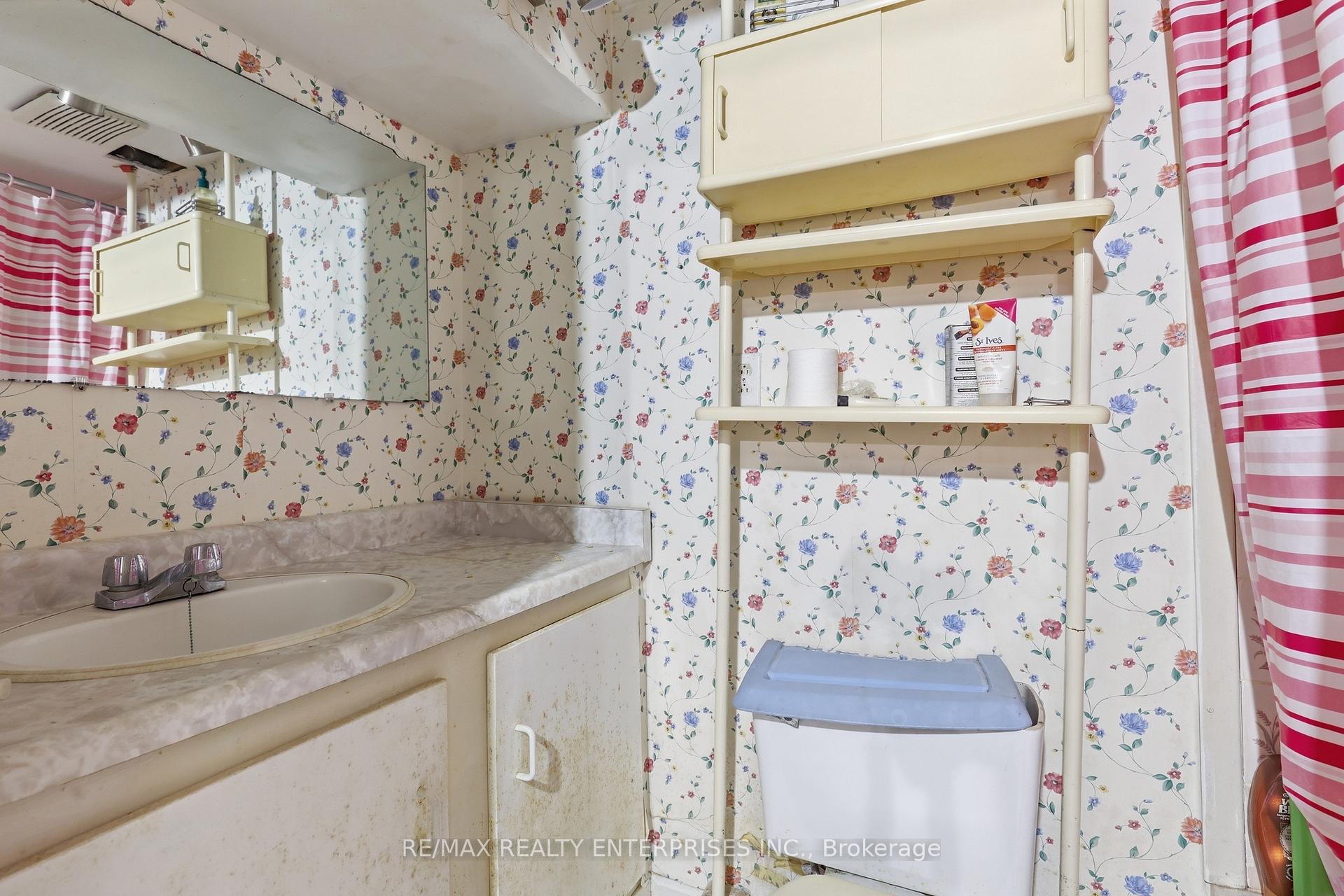 Photo 25 of Unit 103, 155 Glovers Road, Oshawa, Samac — HOMEH