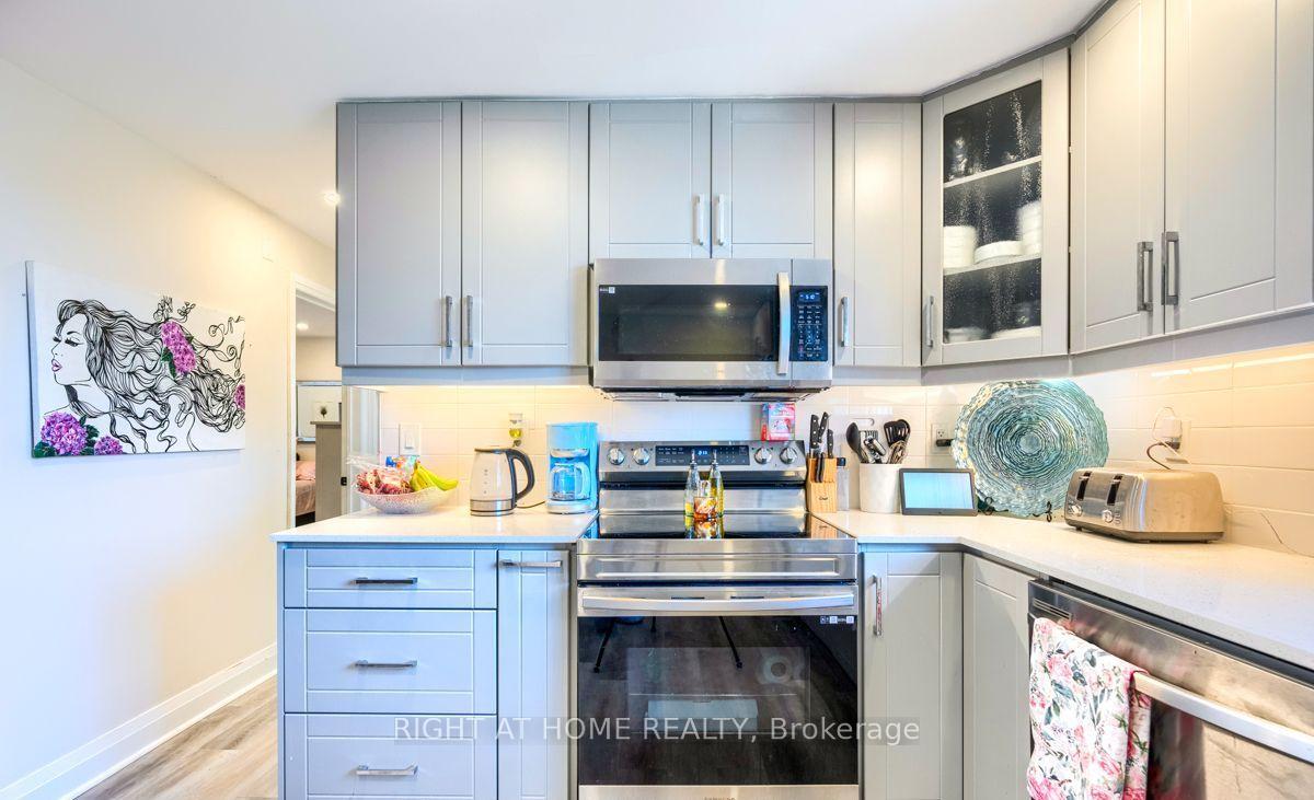 Photo 11 of Unit 1, 18 Ewing Street, Halton Hills, Georgetown — HOMEH