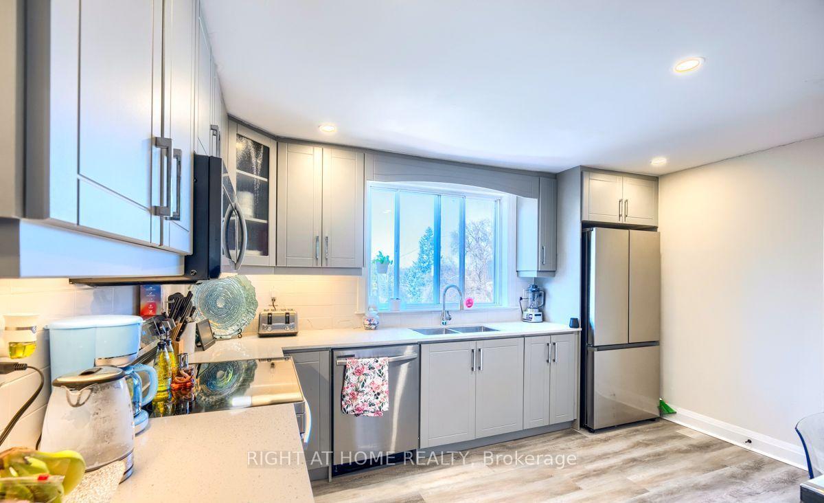 Photo 13 of Unit 1, 18 Ewing Street, Halton Hills, Georgetown — HOMEH