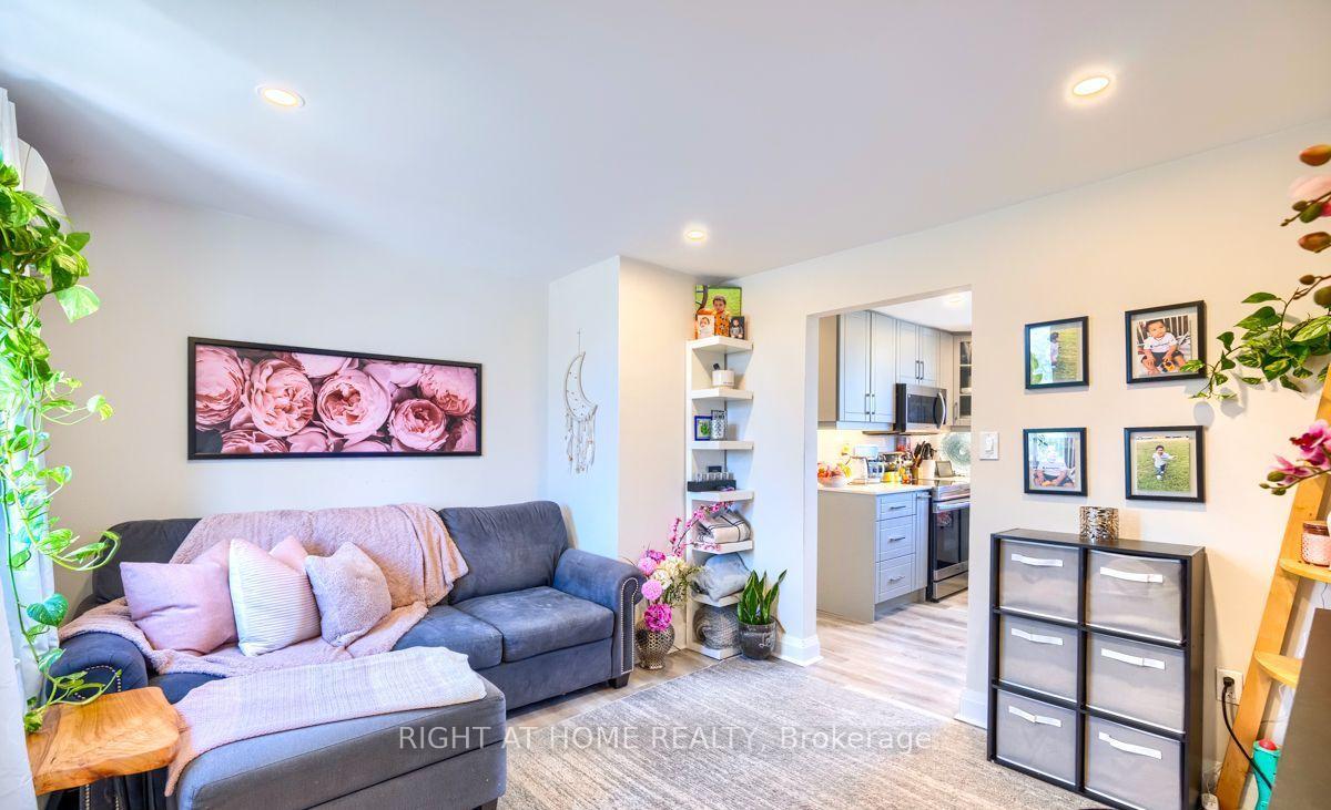 Photo 19 of Unit 1, 18 Ewing Street, Halton Hills, Georgetown — HOMEH