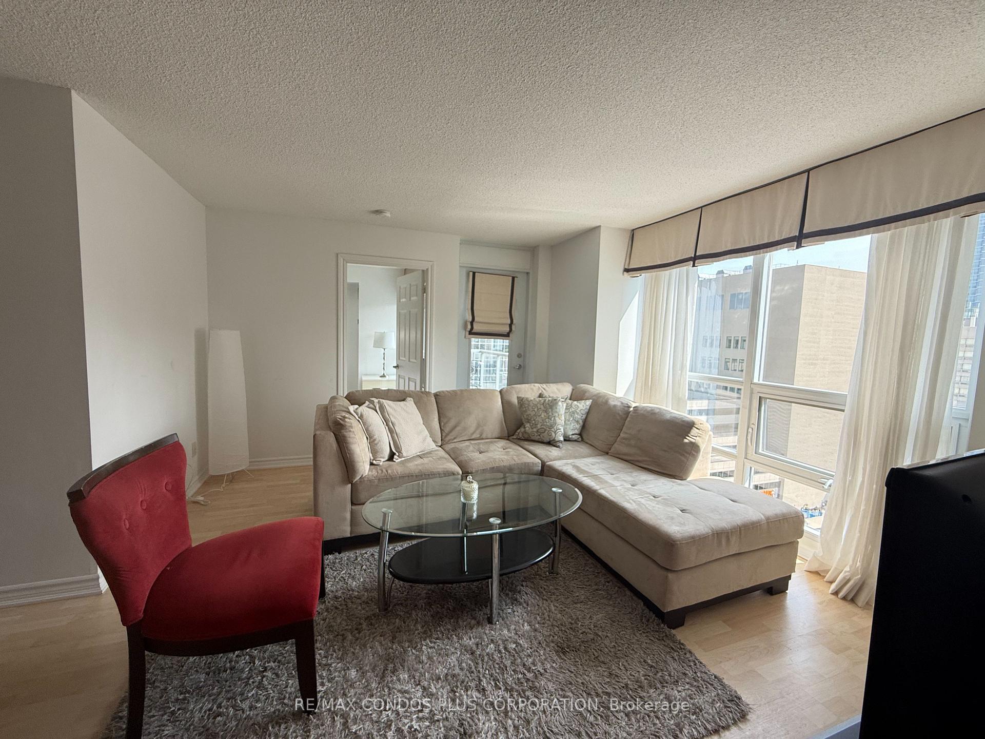 Photo of Unit 1402, 761 Bay Street