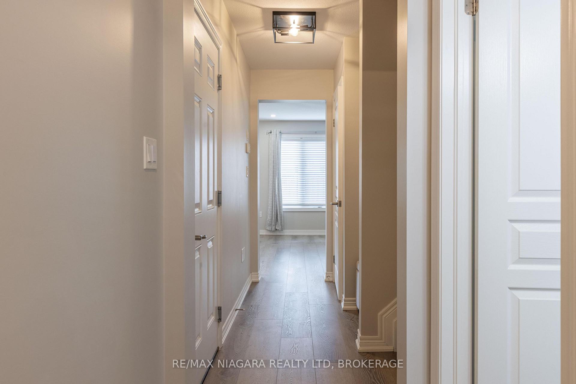 Photo 11 of 8073 Cole Court, Niagara Falls, Oldfield — HOMEH