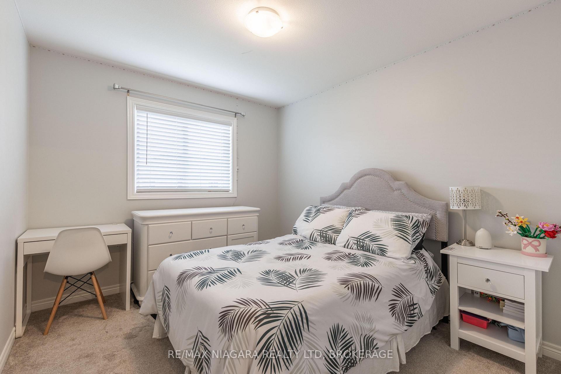 Photo 17 of 8073 Cole Court, Niagara Falls, Oldfield — HOMEH