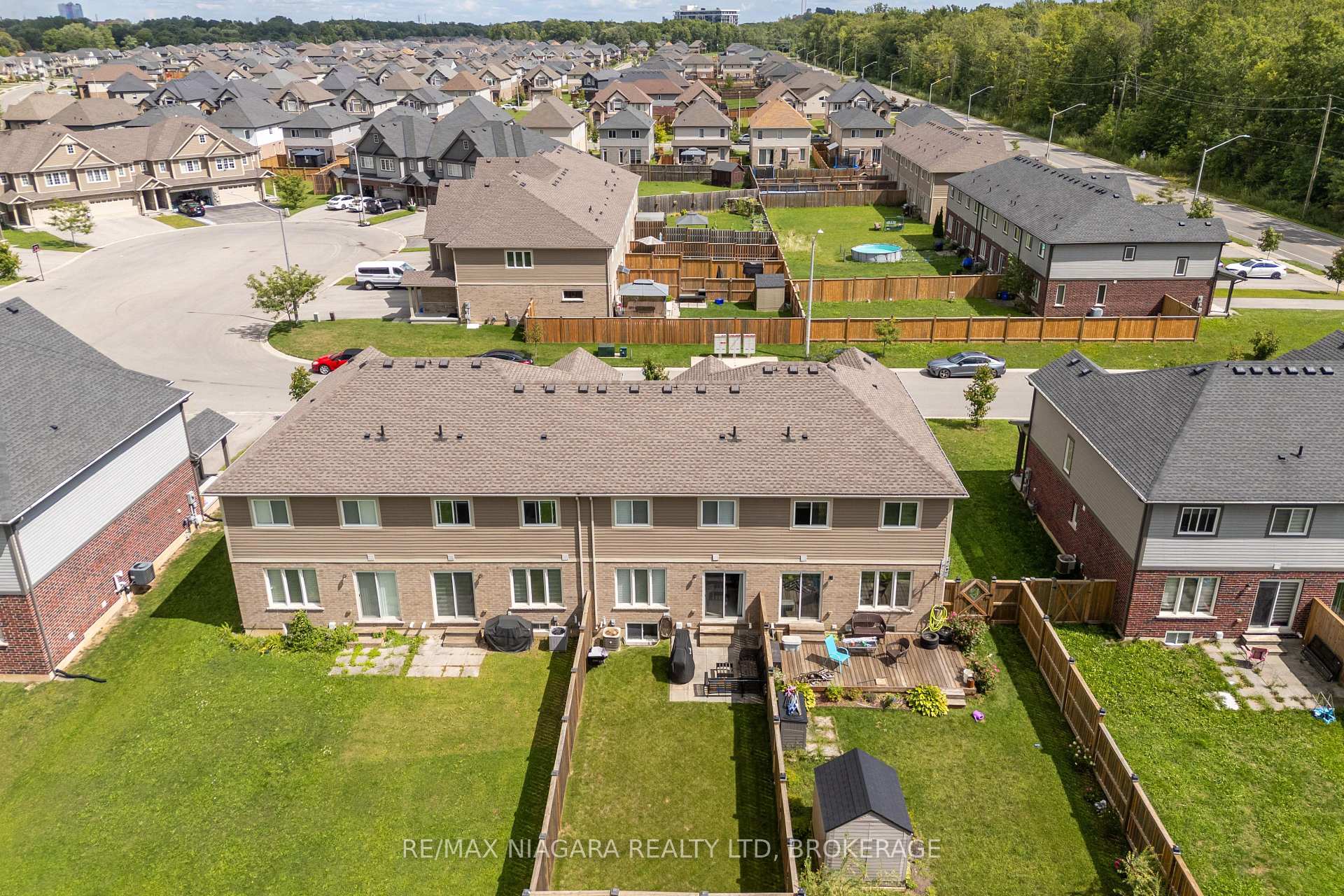 Photo 23 of 8073 Cole Court, Niagara Falls, Oldfield — HOMEH