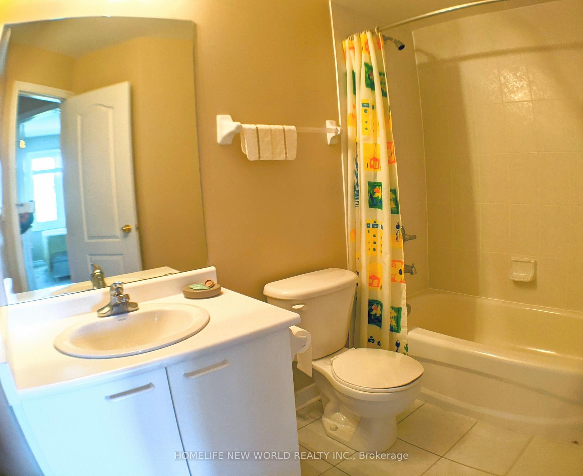 Photo 18 of Unit 38, 9133 Bayview Avenue, Richmond Hill, Doncrest — HOMEH