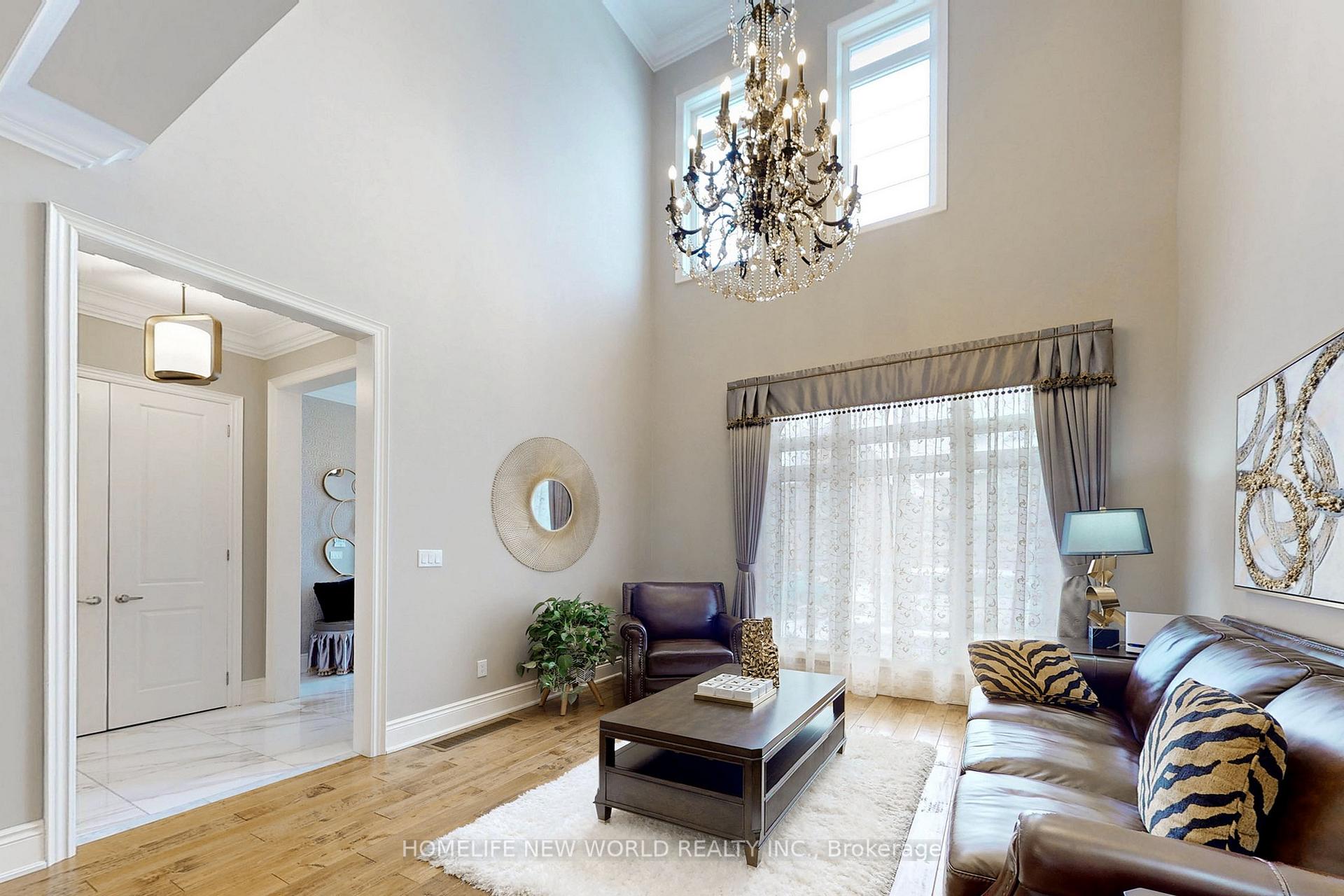 Photo 5 of 21 Conger Street, Vaughan, Patterson — HOMEH