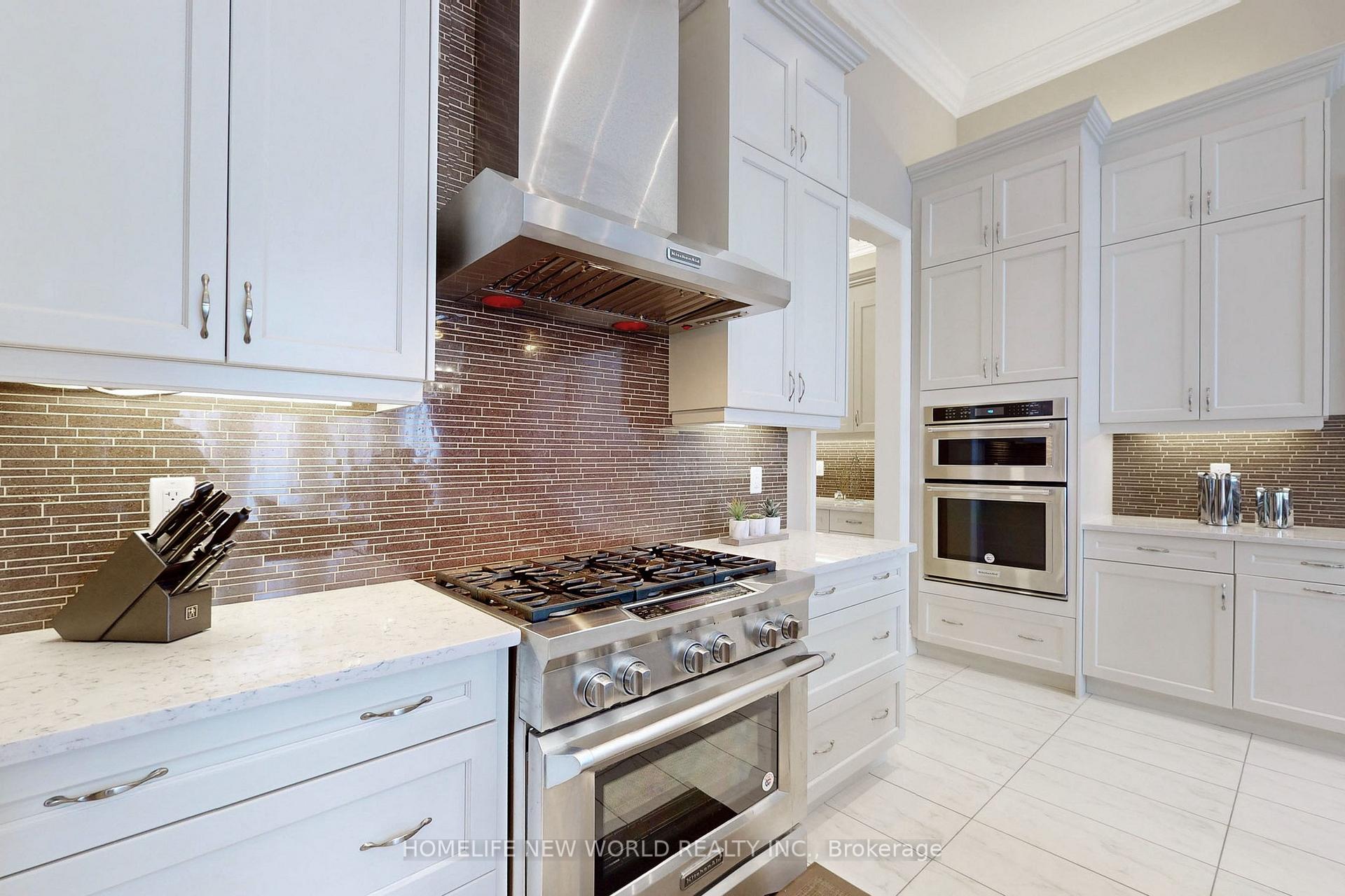 Photo 13 of 21 Conger Street, Vaughan, Patterson — HOMEH