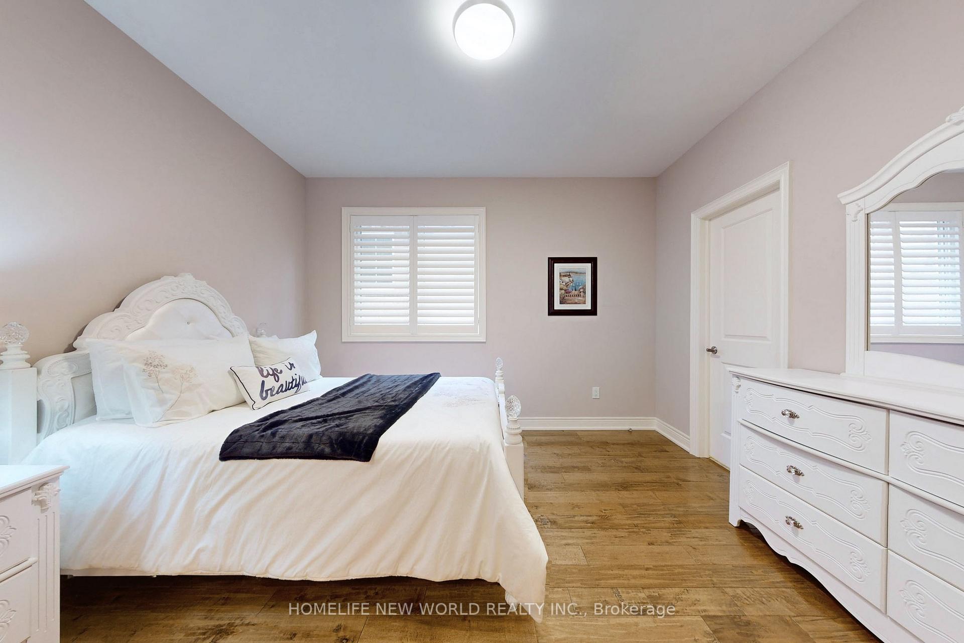 Photo 28 of 21 Conger Street, Vaughan, Patterson — HOMEH