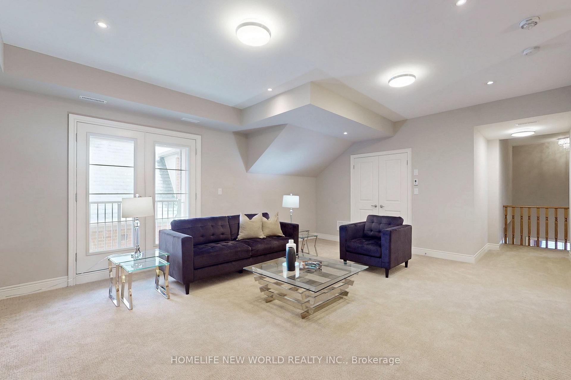 Photo 32 of 21 Conger Street, Vaughan, Patterson — HOMEH