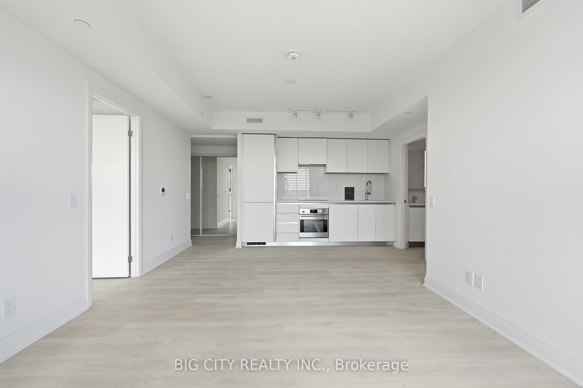 Photo 10 of Unit 1910, 25 Frederick Todd Way, Toronto, Leaside — HOMEH