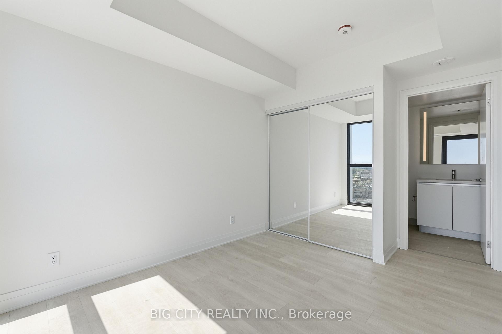 Photo 13 of Unit 1910, 25 Frederick Todd Way, Toronto, Leaside — HOMEH