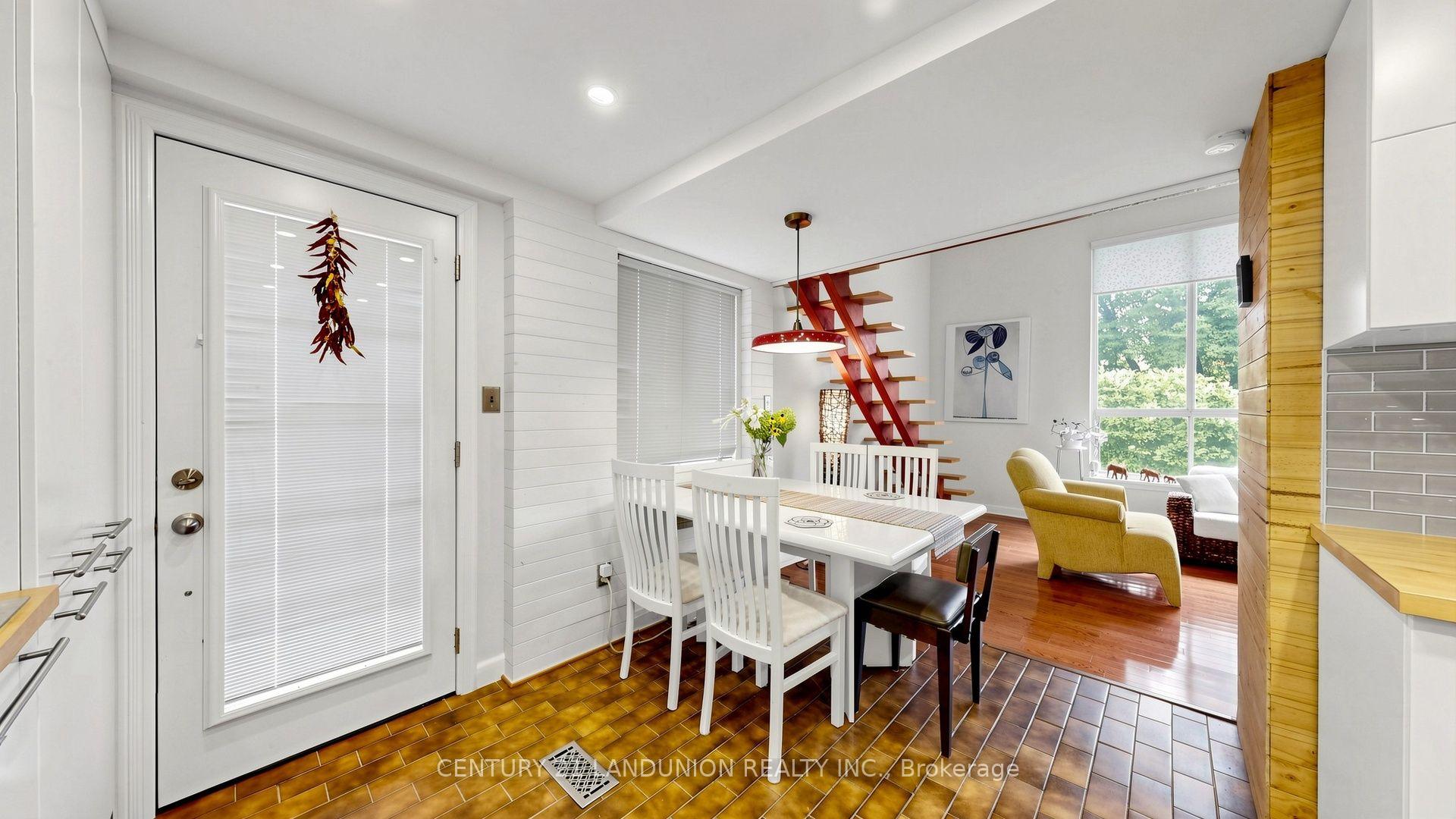 Photo 8 of 23 Benleigh Drive, Scarborough, Woburn — HOMEH