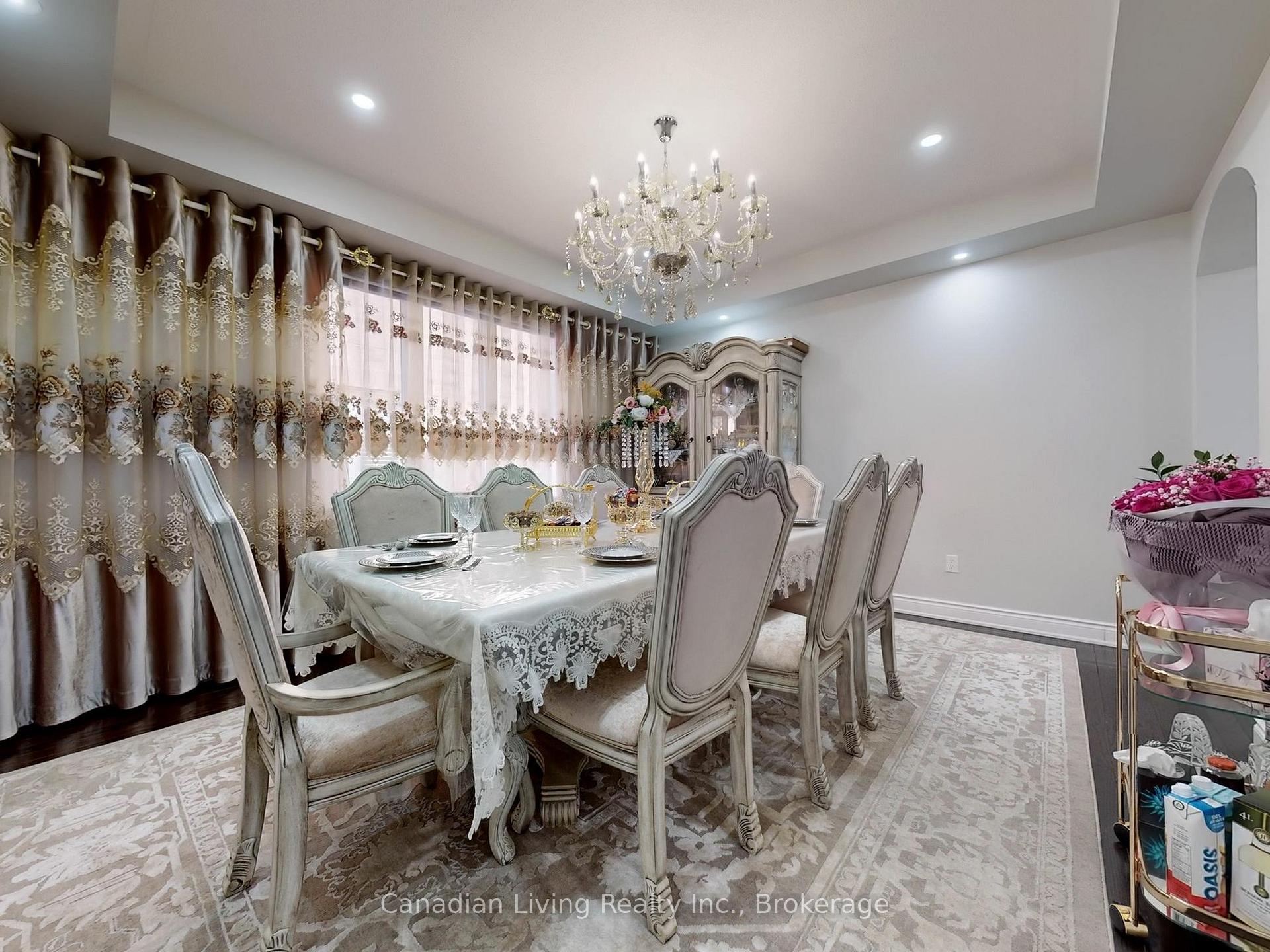 Photo 7 of 283 John Davis Gate, Whitchurch-Stouffville, Stouffville — HOMEH