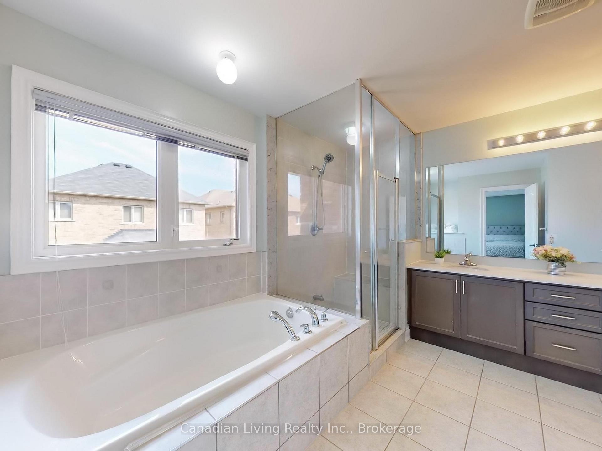 Photo 23 of 283 John Davis Gate, Whitchurch-Stouffville, Stouffville — HOMEH