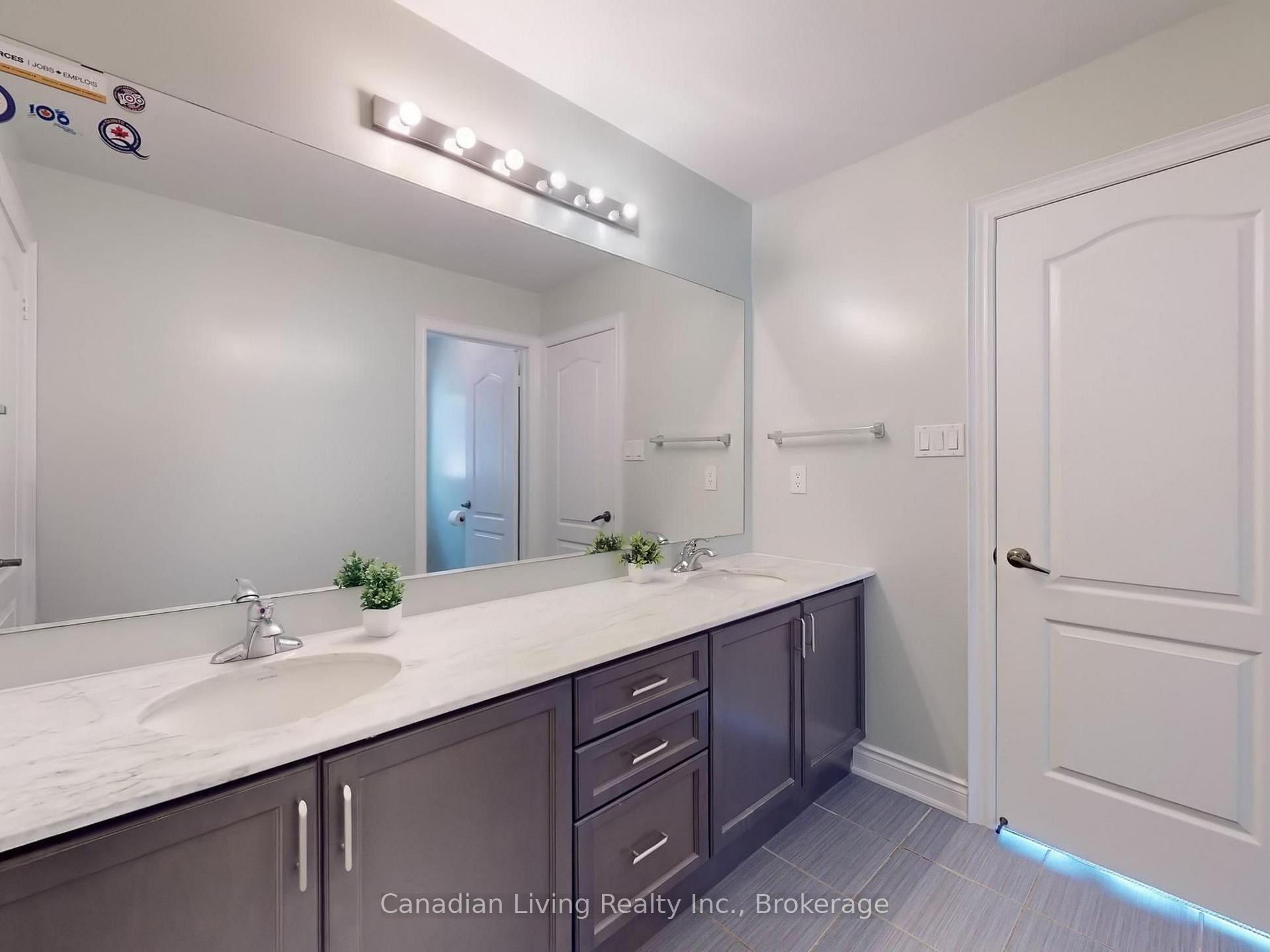 Photo 28 of 283 John Davis Gate, Whitchurch-Stouffville, Stouffville — HOMEH