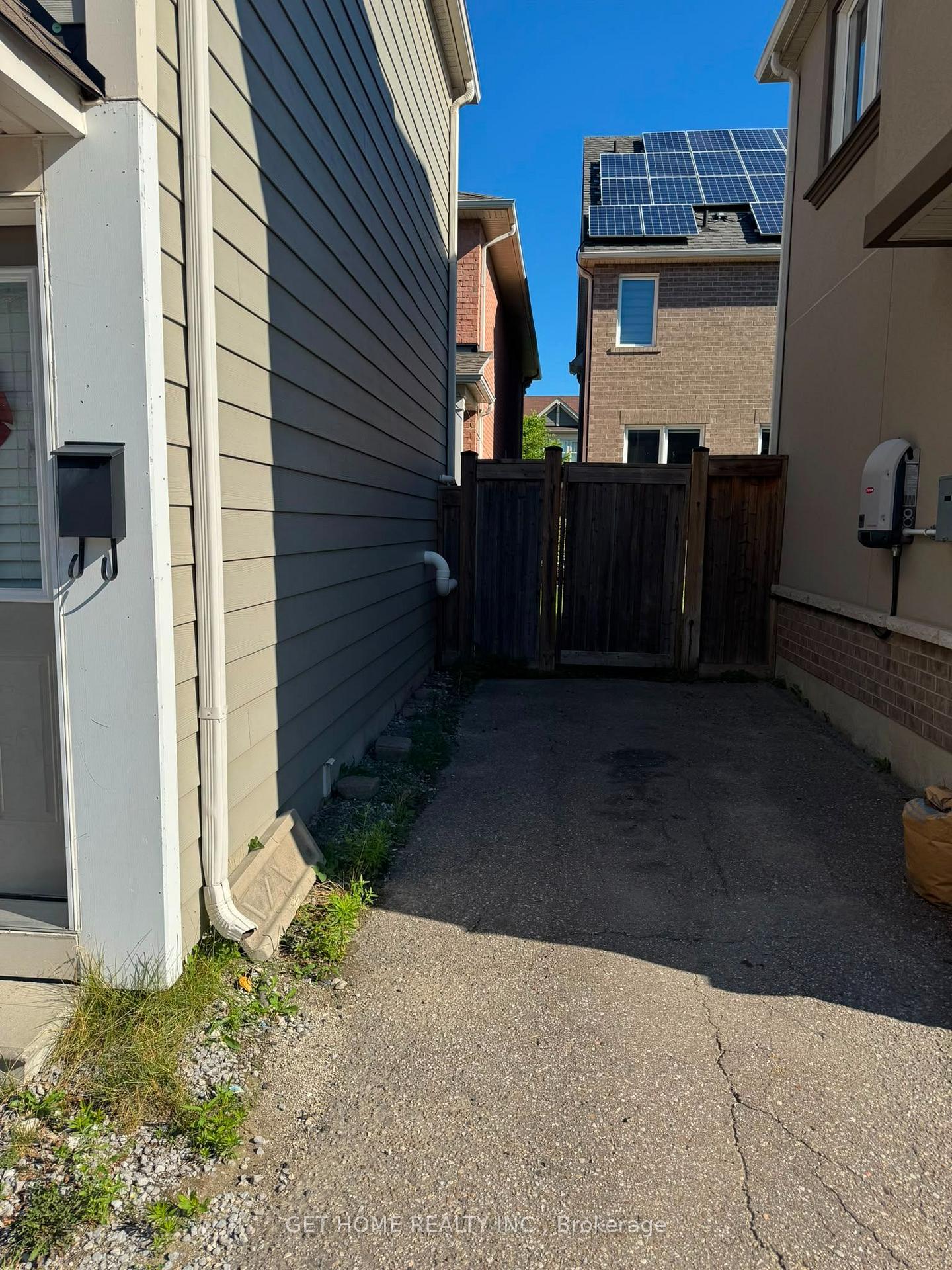 Photo 1 of 5 Raven Cross Avenue, Markham, Cornell — HOMEH