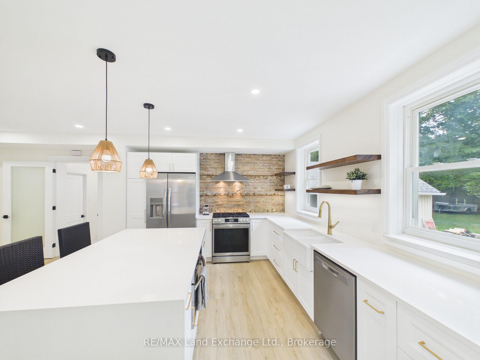 Photo 6 of 550 Queen Street, Kincardine — HOMEH