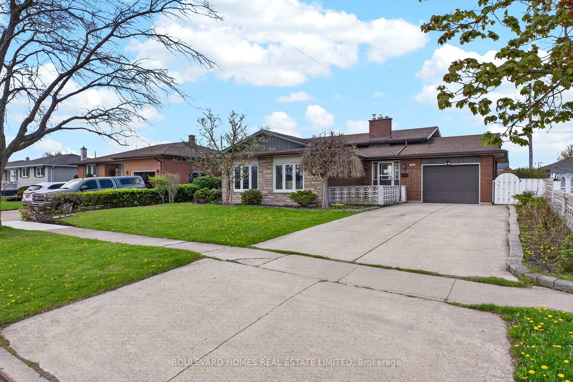 Photo 1 of 66 Watt Avenue, Welland, Lincoln/Crowland — HOMEH