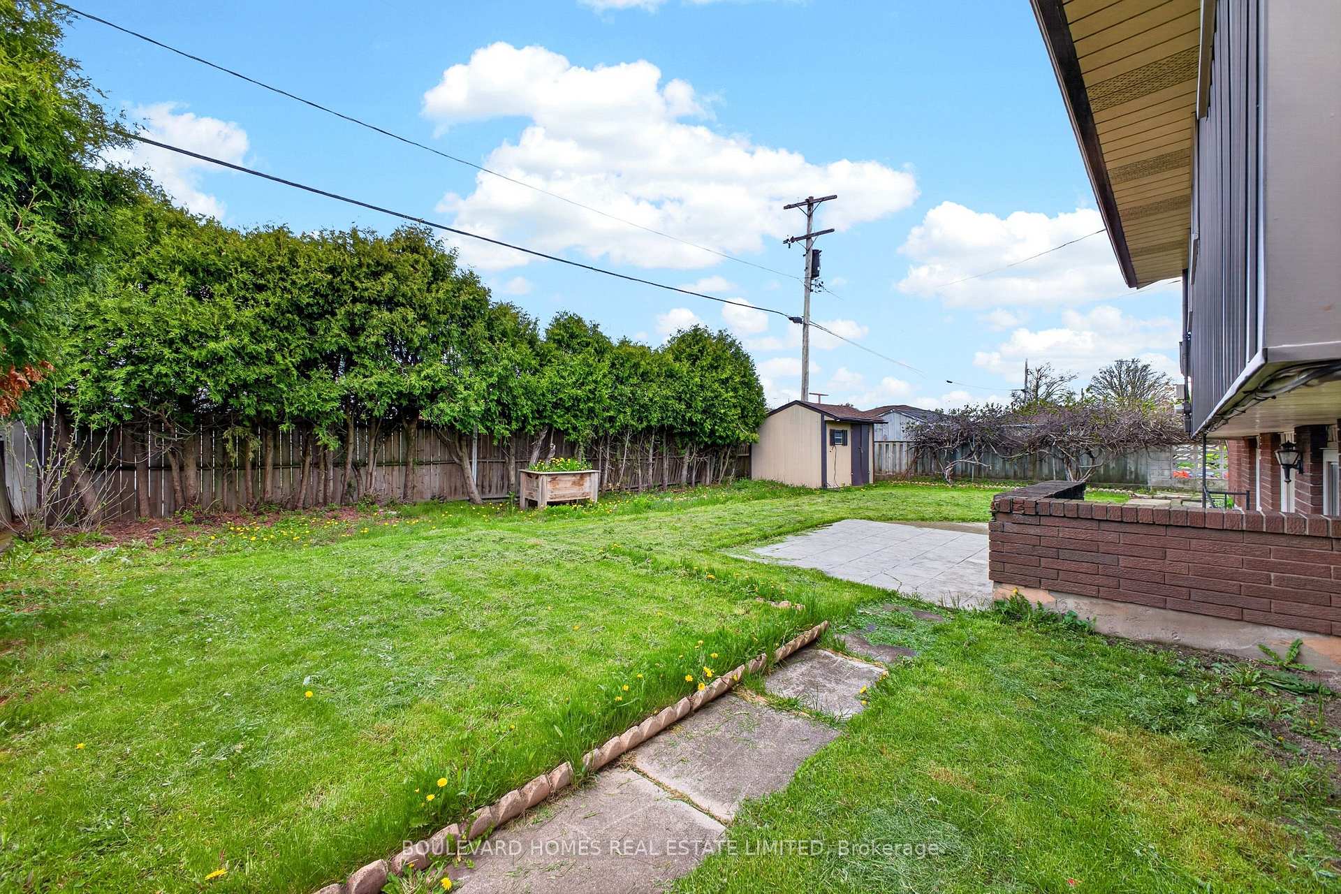 Photo 9 of 66 Watt Avenue, Welland, Lincoln/Crowland — HOMEH