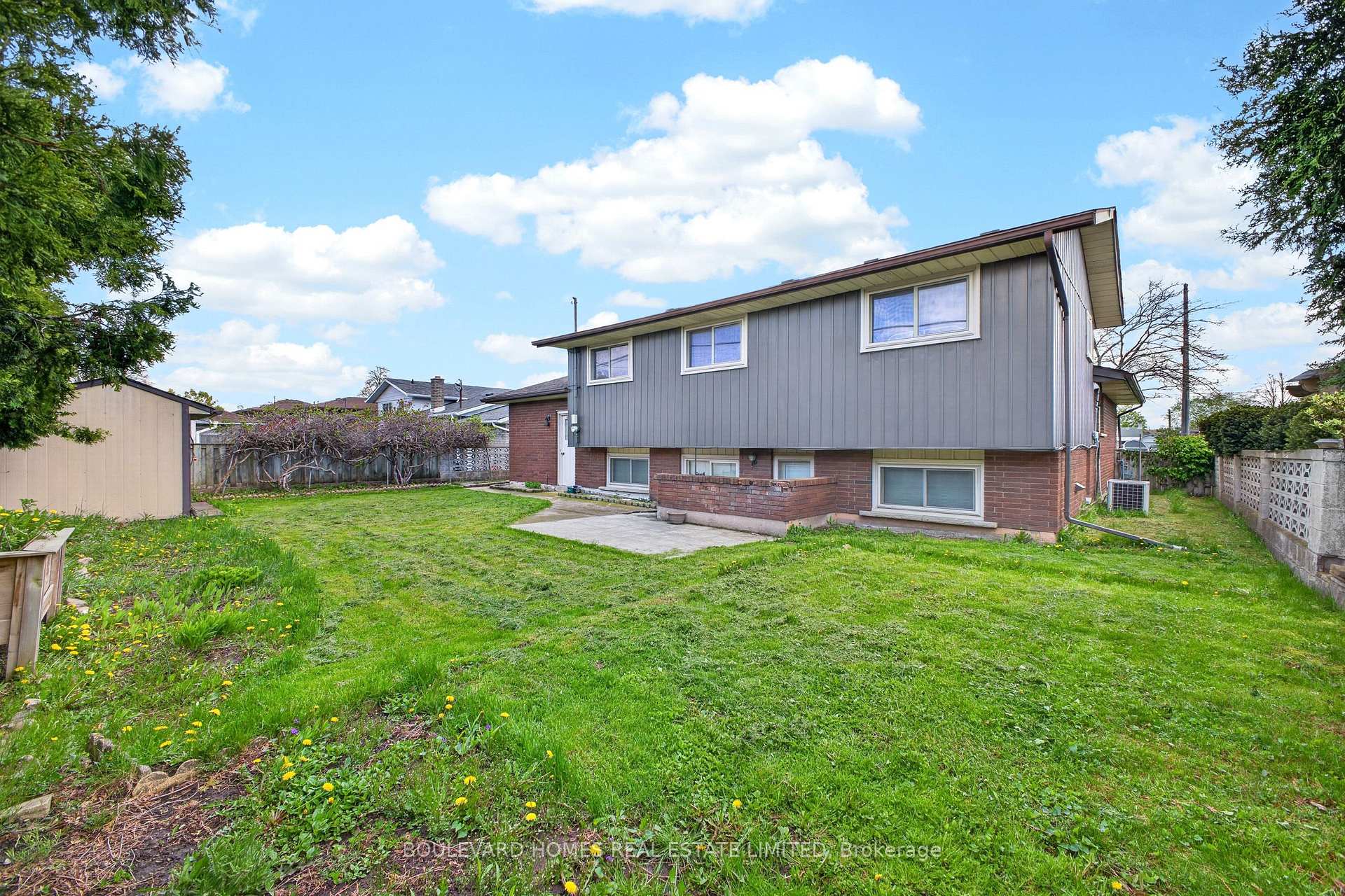 Photo 8 of 66 Watt Avenue, Welland, Lincoln/Crowland — HOMEH