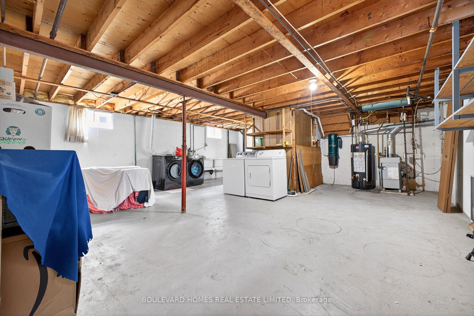 Photo 36 of 66 Watt Avenue, Welland, Lincoln/Crowland — HOMEH