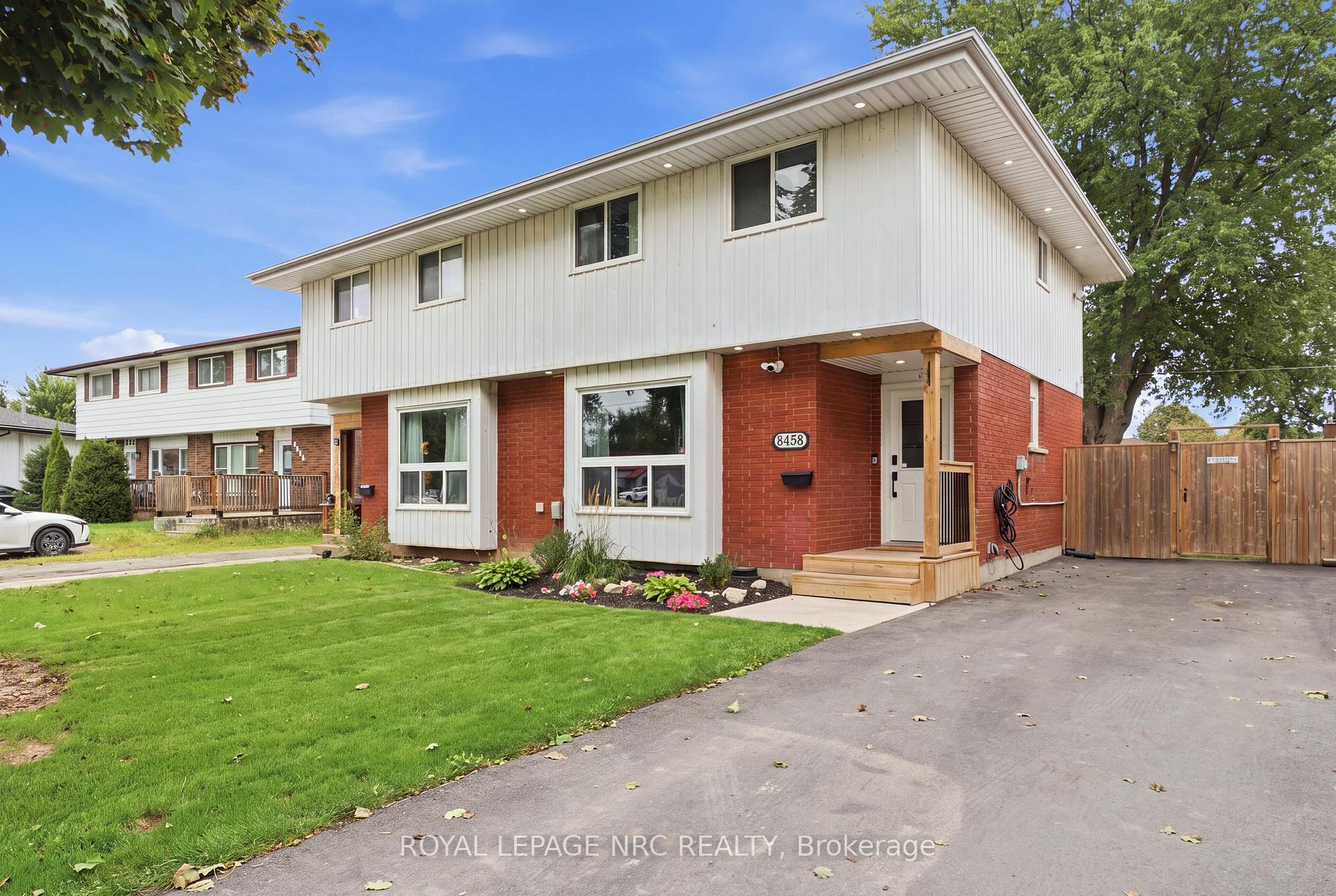 Photo 2 of 8458 Willoughby Drive, Niagara Falls, Chippawa — HOMEH