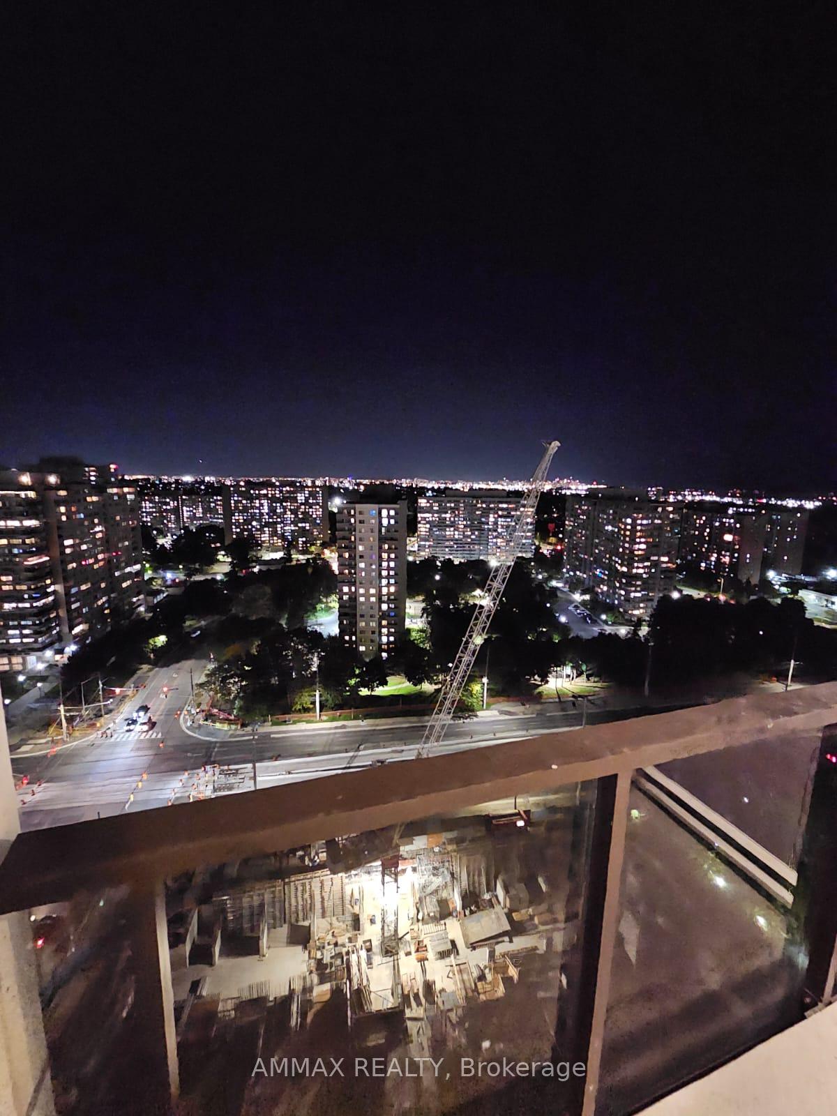 Photo 12 of 30 Elm Drive W, Mississauga, Fairview — HOMEH