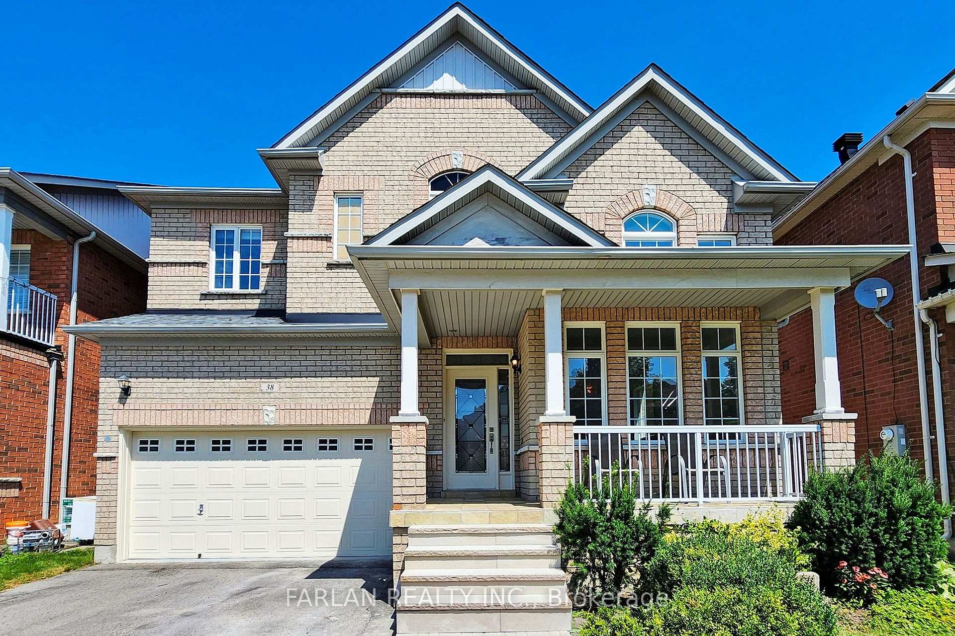 Photo 1 of 38 Billingham Heights, Aurora, Bayview Wellington — HOMEH