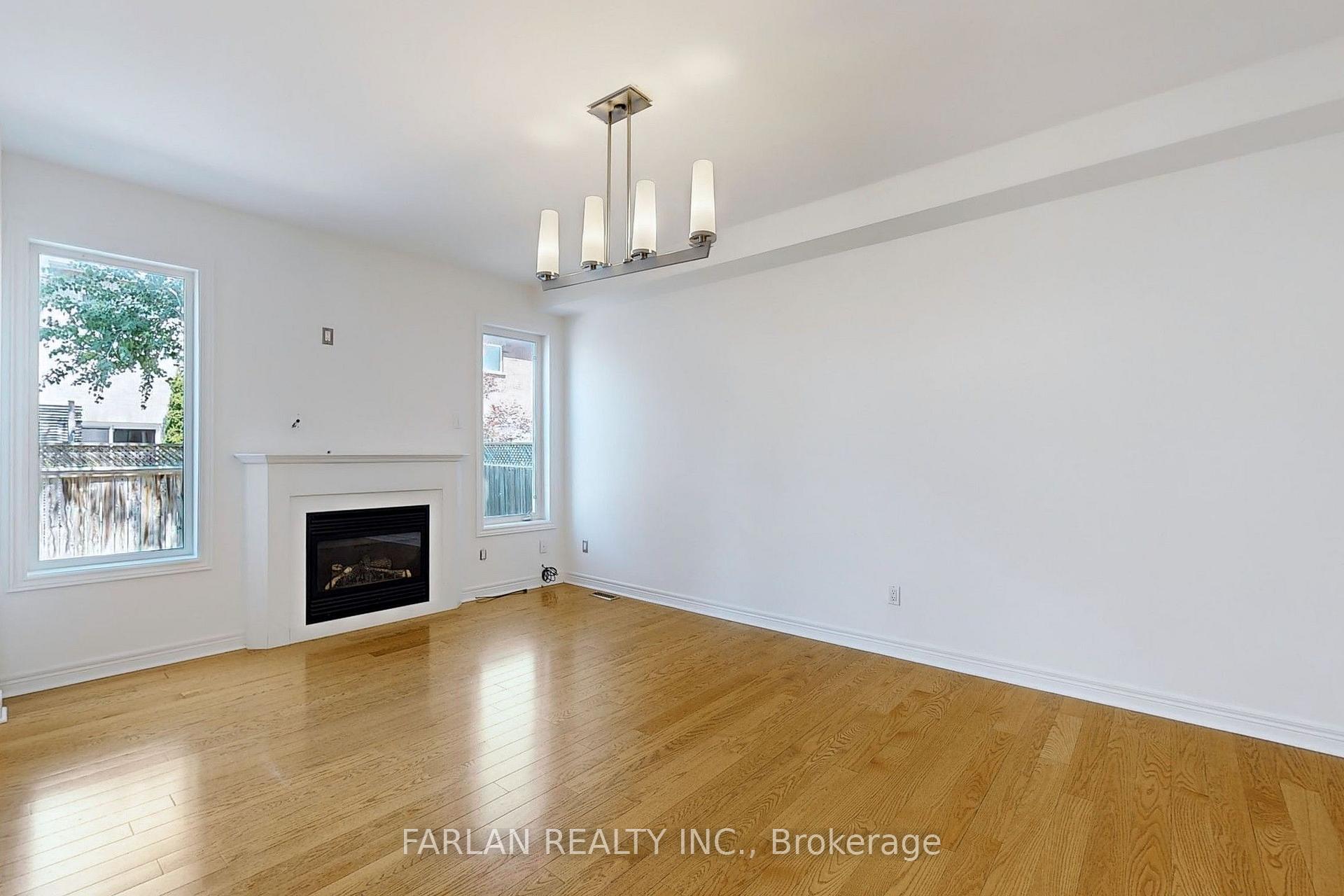 Photo 11 of 38 Billingham Heights, Aurora, Bayview Wellington — HOMEH