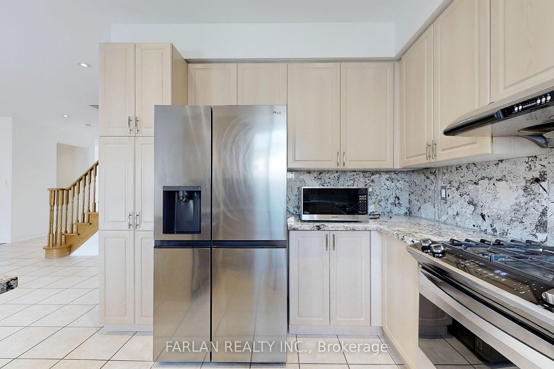 Photo 20 of 38 Billingham Heights, Aurora, Bayview Wellington — HOMEH