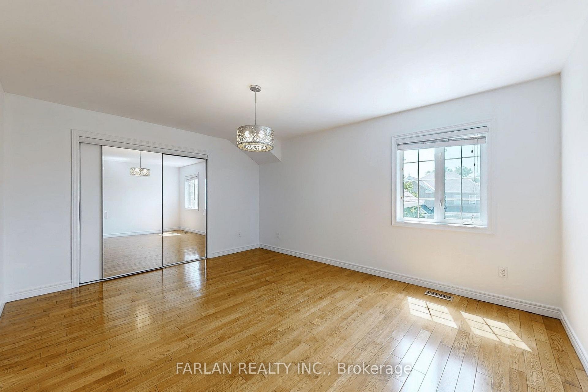 Photo 26 of 38 Billingham Heights, Aurora, Bayview Wellington — HOMEH