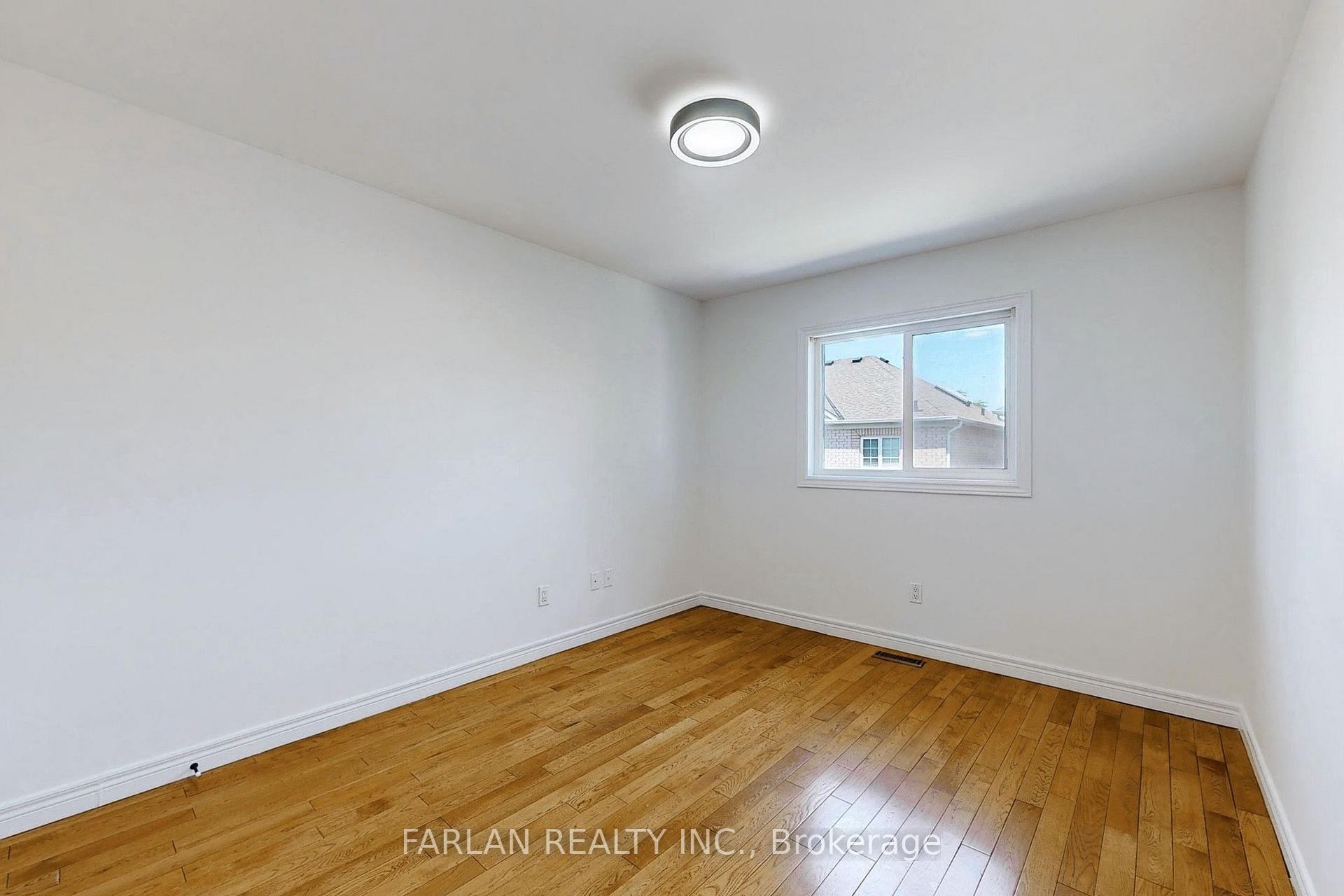 Photo 32 of 38 Billingham Heights, Aurora, Bayview Wellington — HOMEH
