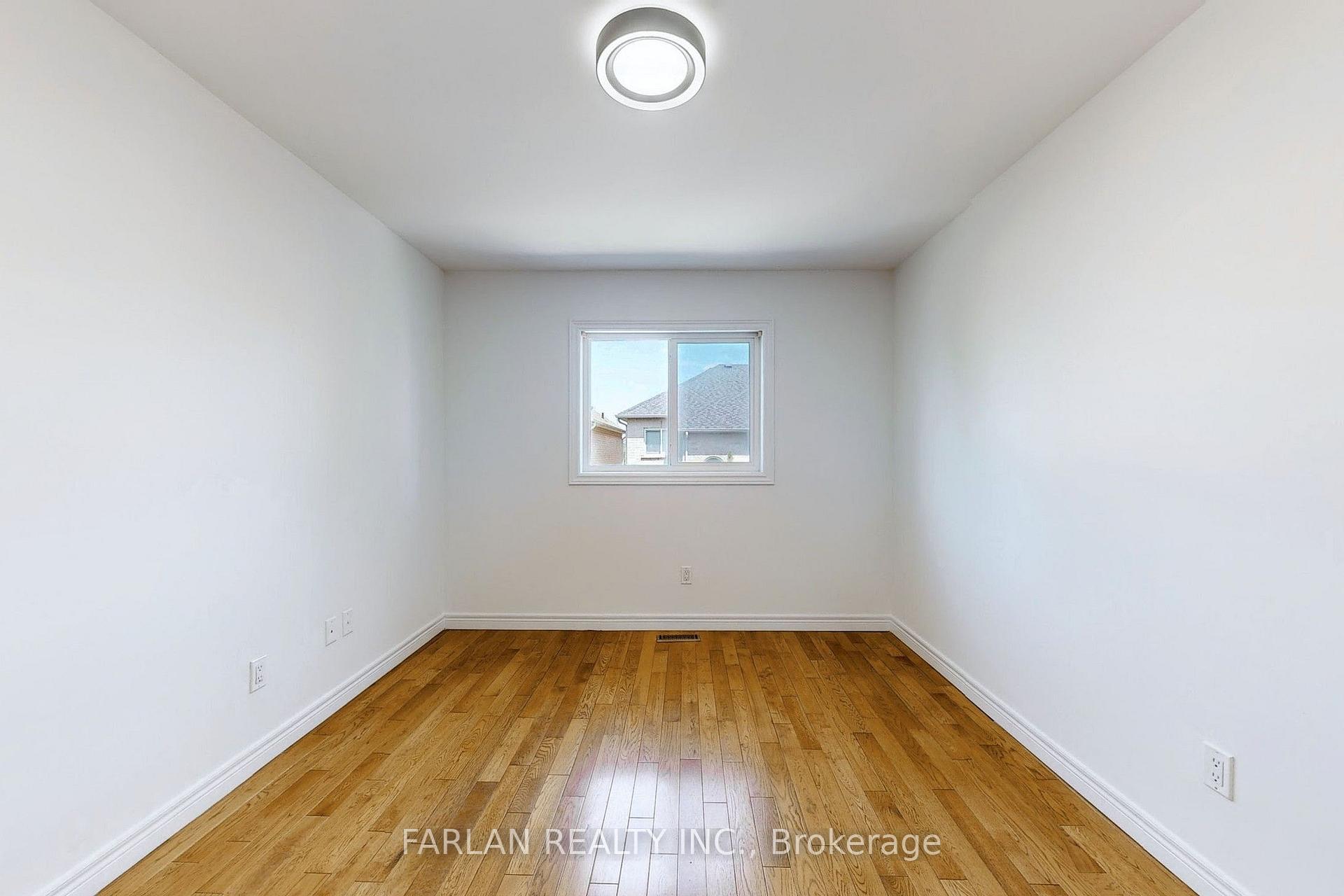Photo 34 of 38 Billingham Heights, Aurora, Bayview Wellington — HOMEH