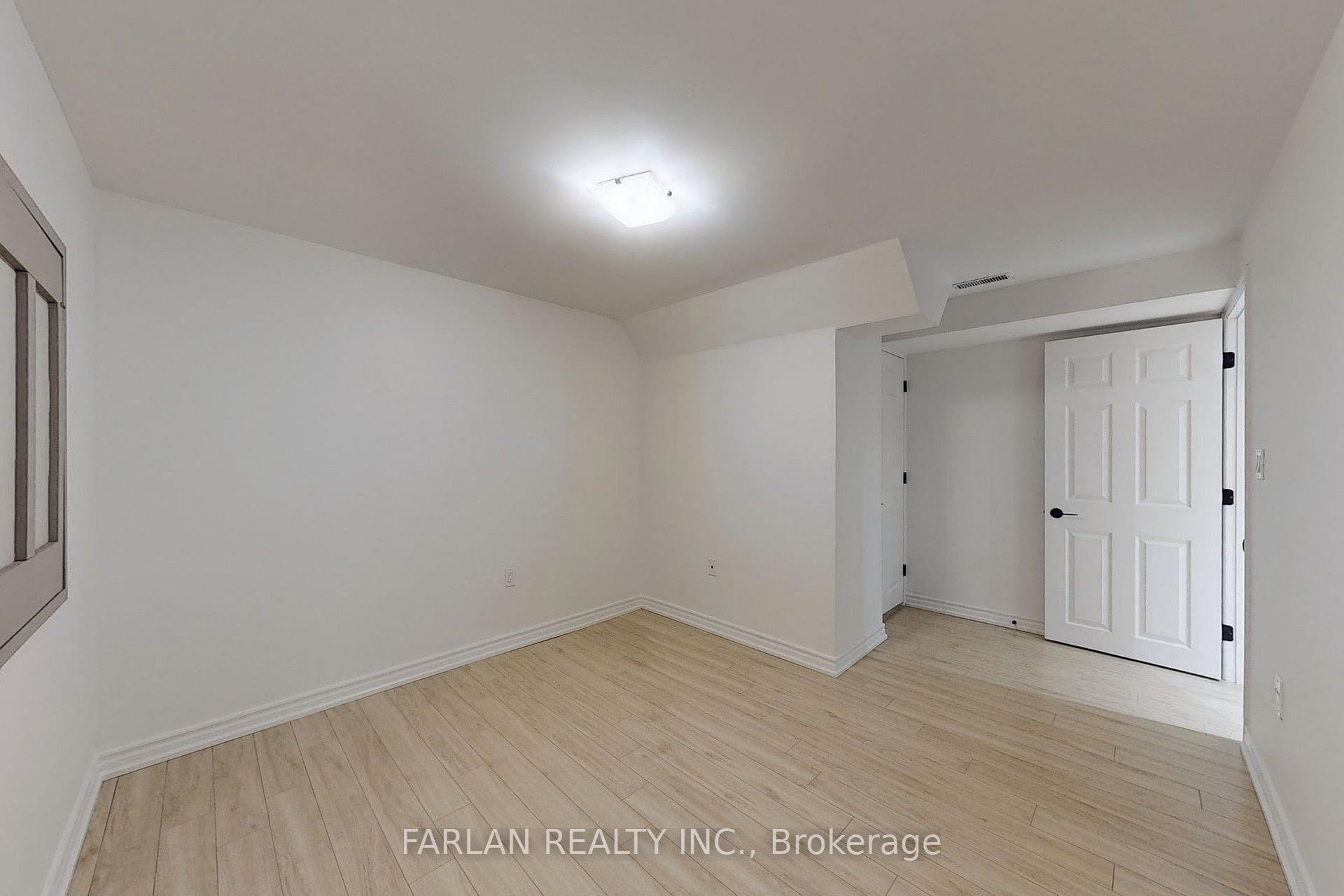 Photo 37 of 38 Billingham Heights, Aurora, Bayview Wellington — HOMEH