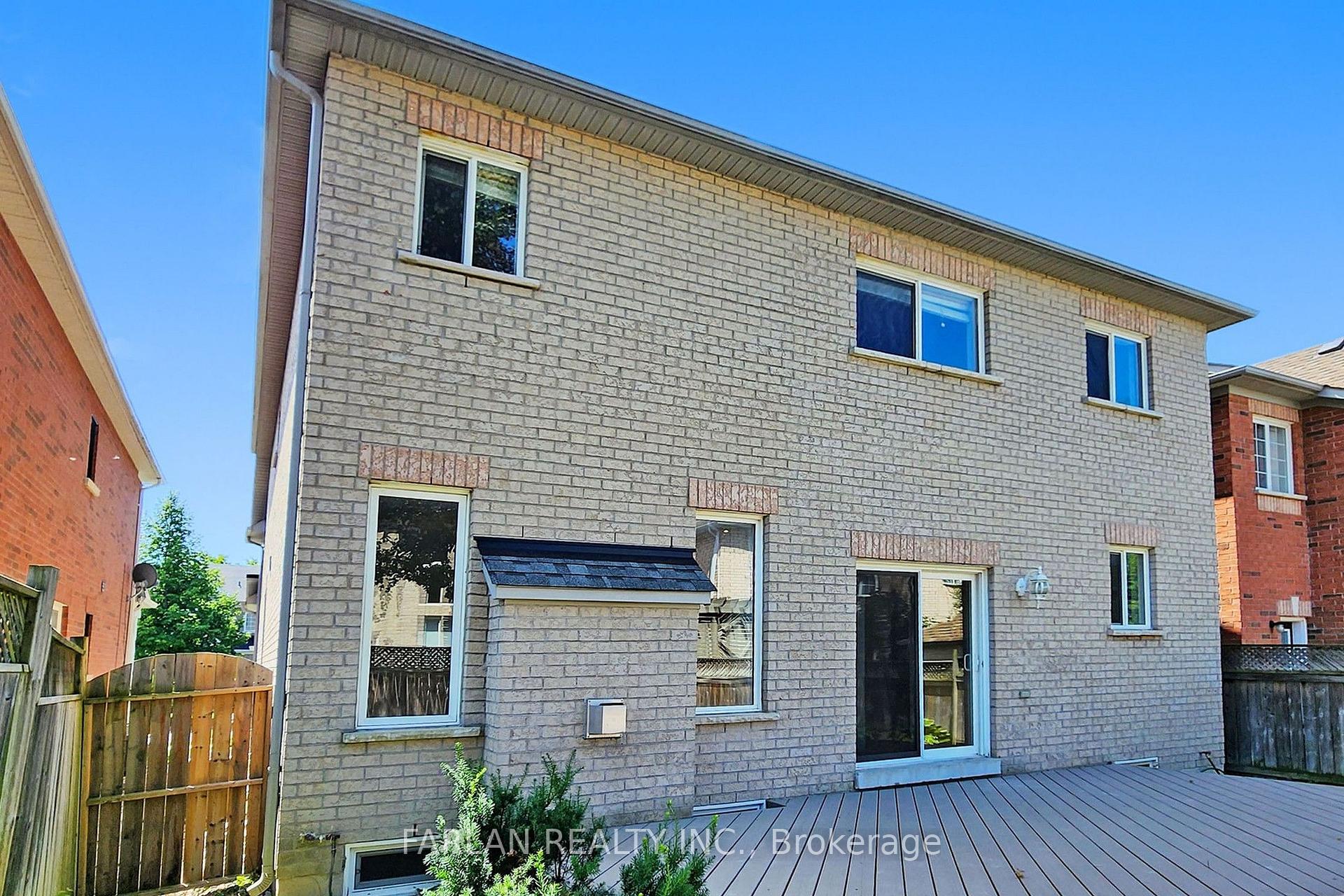 Photo 48 of 38 Billingham Heights, Aurora, Bayview Wellington — HOMEH