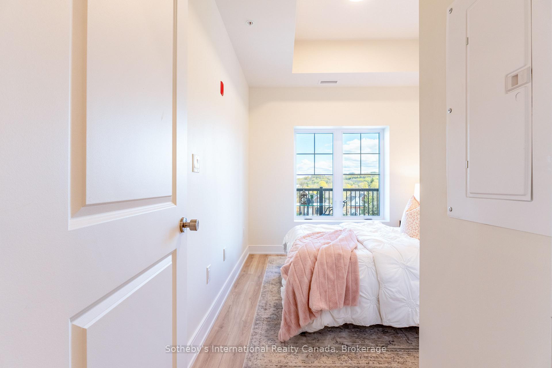 Photo 15 of Unit 417, 121 Mary Street, Clearview, Creemore — HOMEH