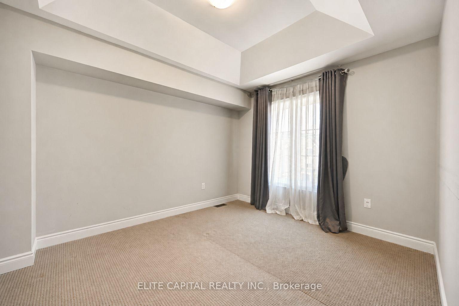 Photo 13 of 85 William Durie Way, North York, Newtonbrook West — HOMEH