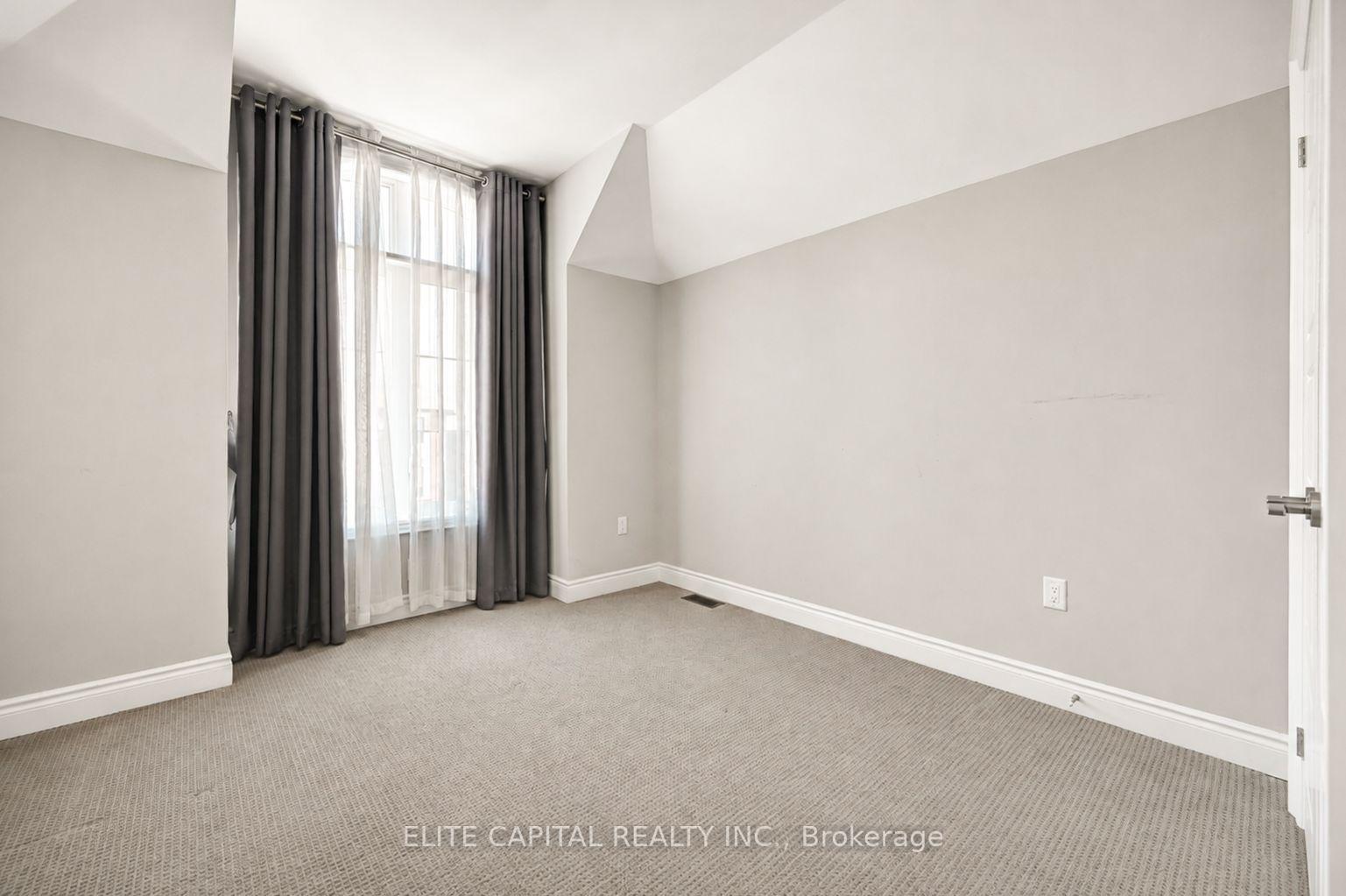 Photo 14 of 85 William Durie Way, North York, Newtonbrook West — HOMEH