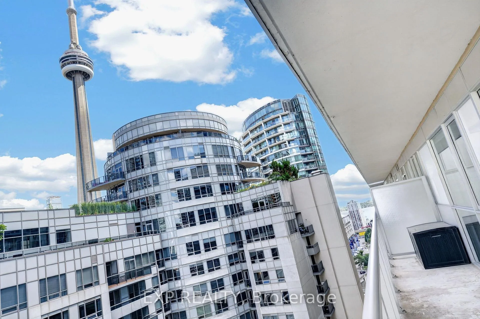 Photo 38 of Unit 1916, 352 Front Street W, Toronto, Waterfront Communities — HOMEH