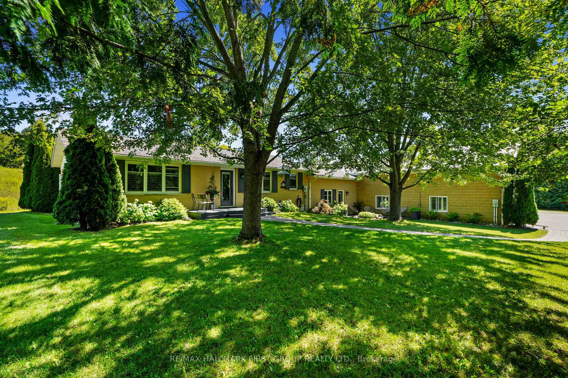 Photo of 3311 Burnham Street N