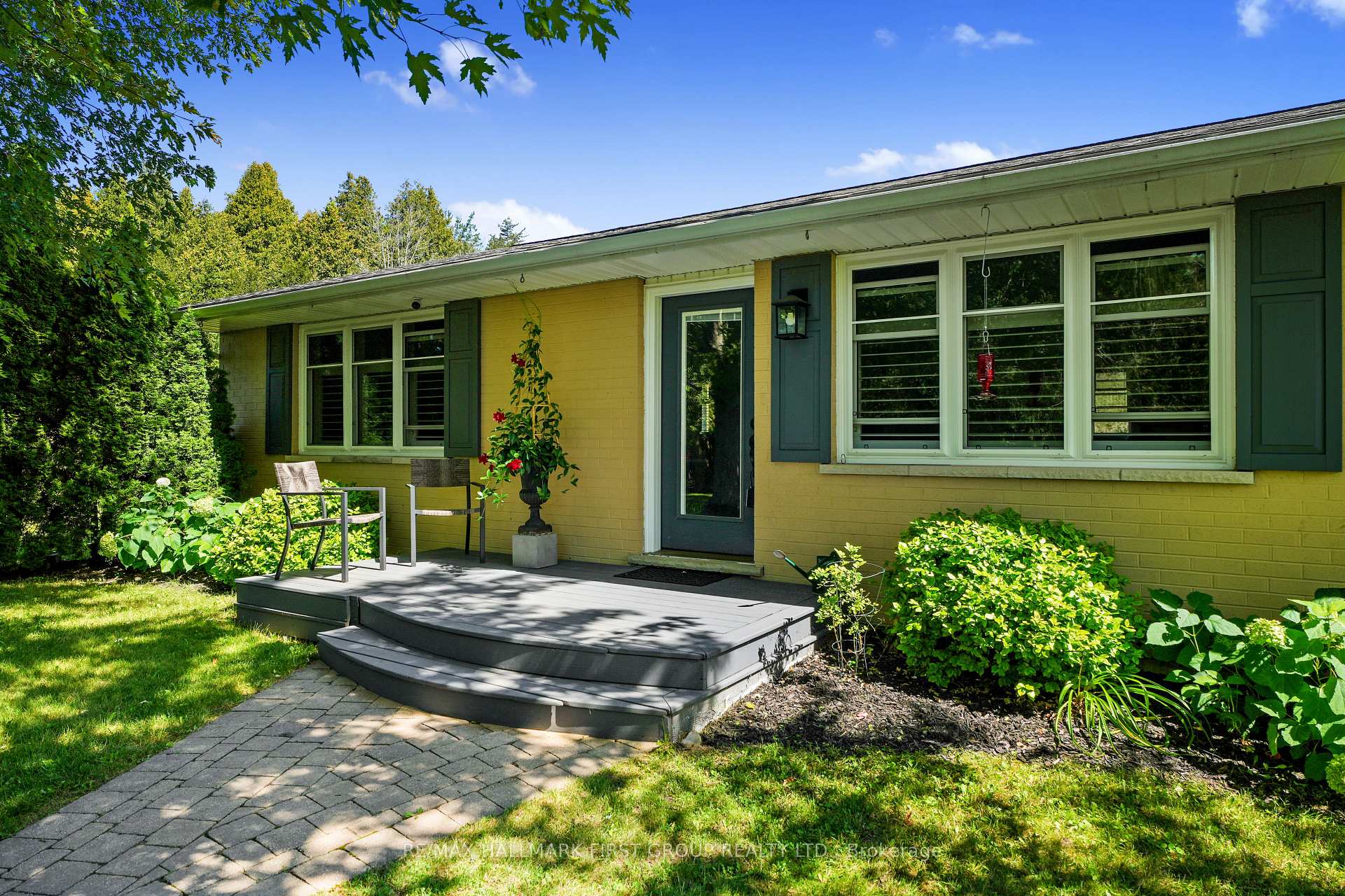 Photo 4 of 3311 Burnham Street N, Hamilton Township, Rural Hamilton — HOMEH
