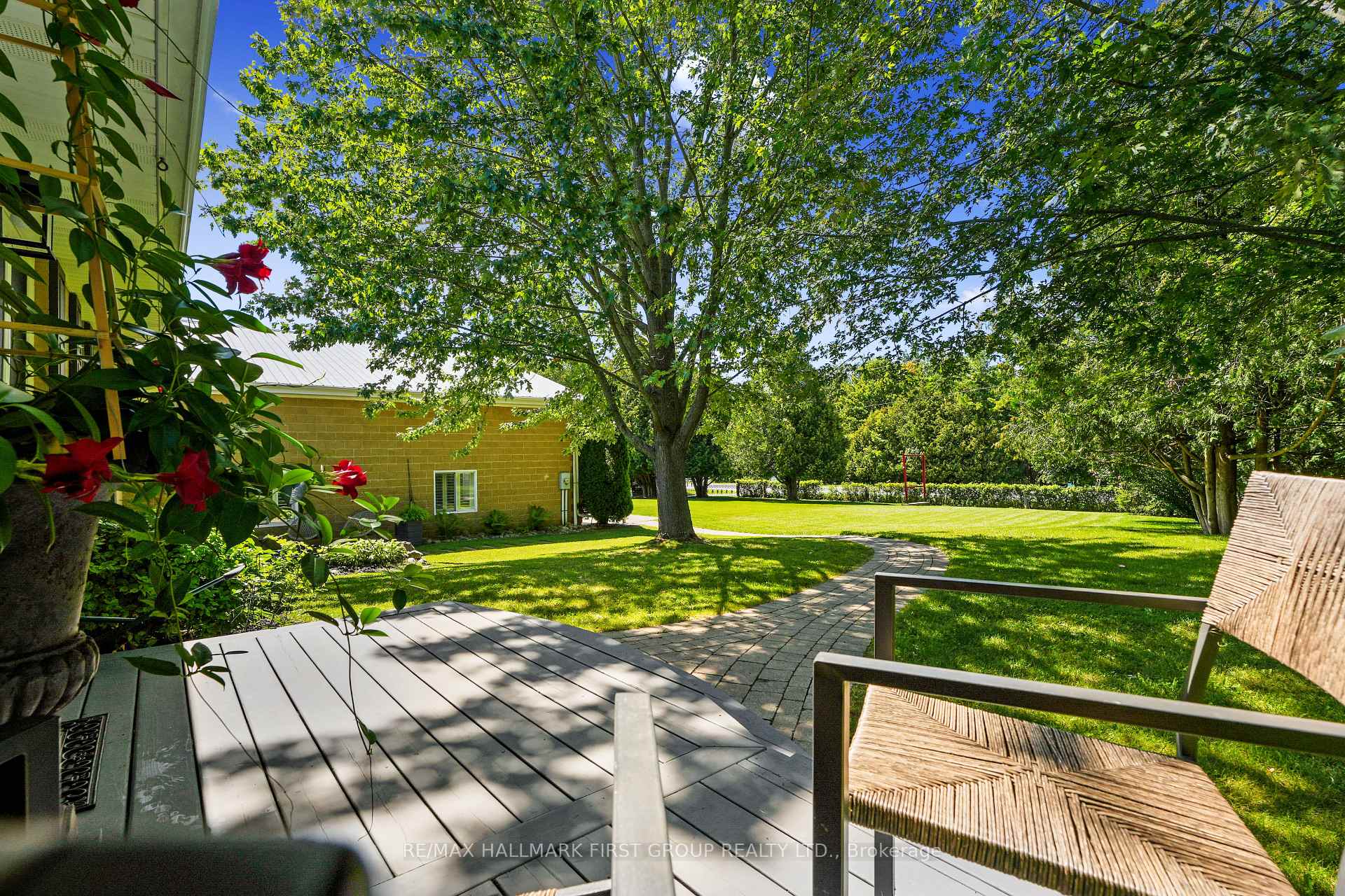 Photo 5 of 3311 Burnham Street N, Hamilton Township, Rural Hamilton — HOMEH