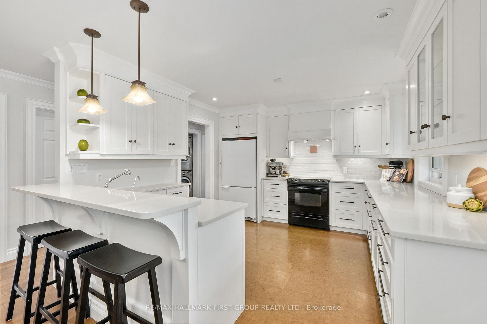 Photo 11 of 3311 Burnham Street N, Hamilton Township, Rural Hamilton — HOMEH