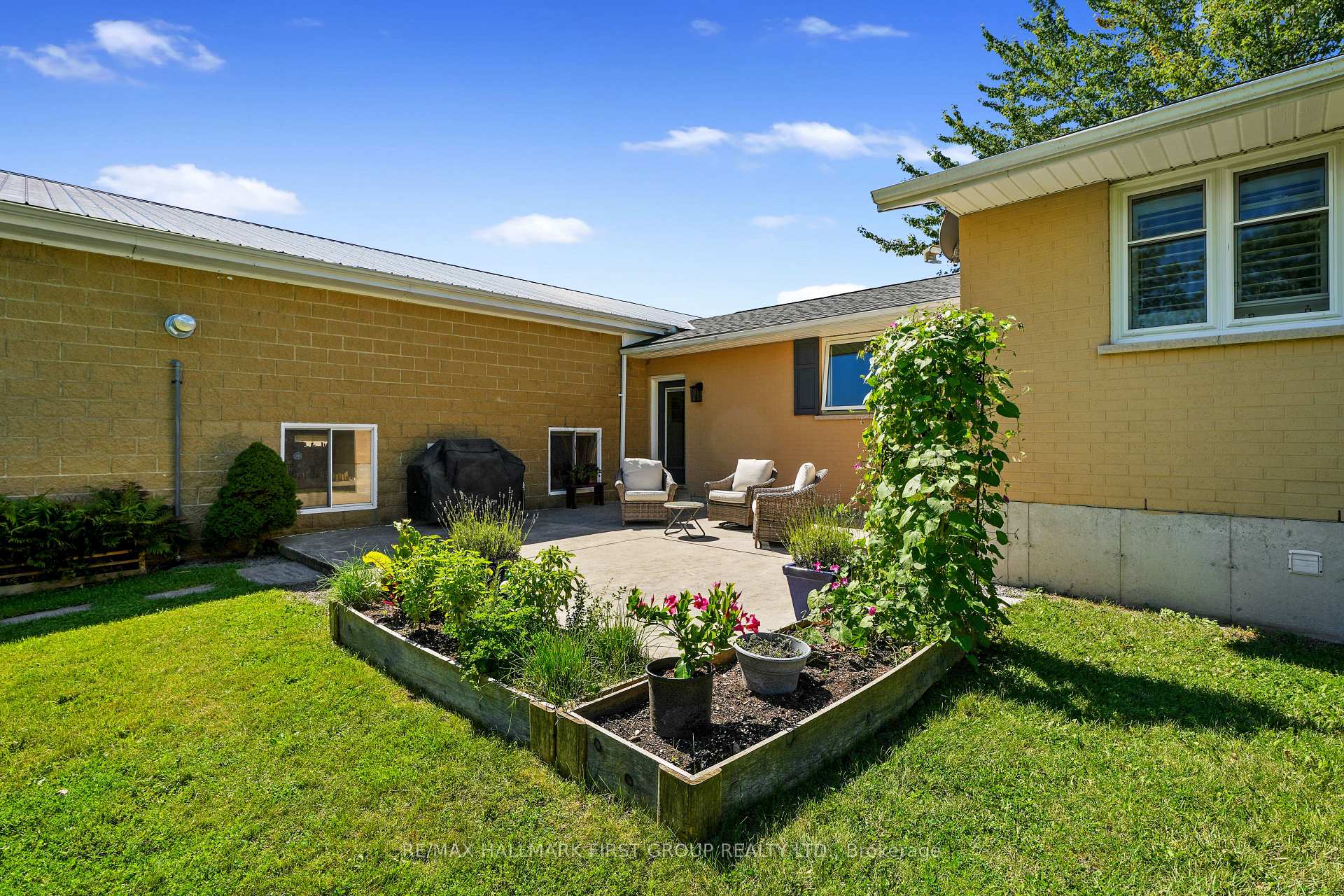 Photo 40 of 3311 Burnham Street N, Hamilton Township, Rural Hamilton — HOMEH