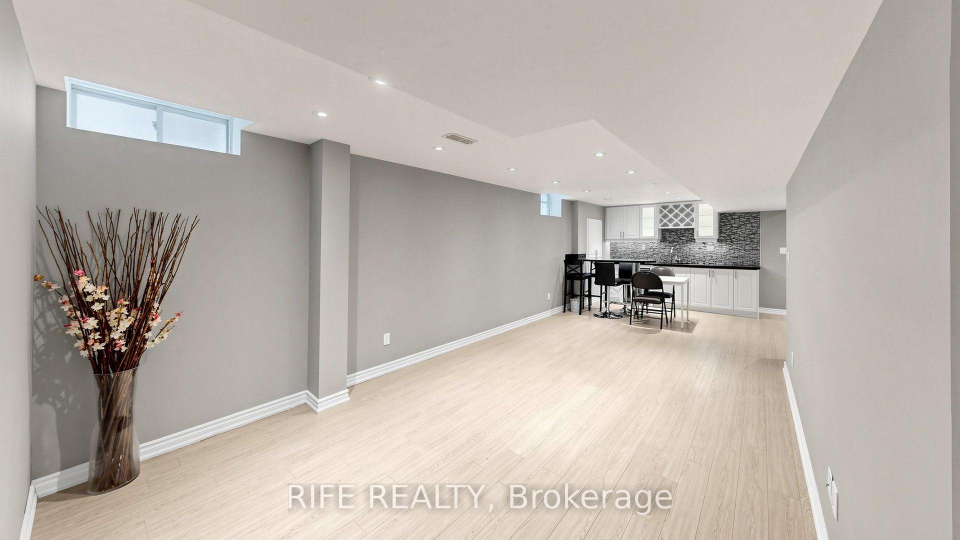 Photo 34 of 100 Castlemore Avenue, Markham, Berczy — HOMEH
