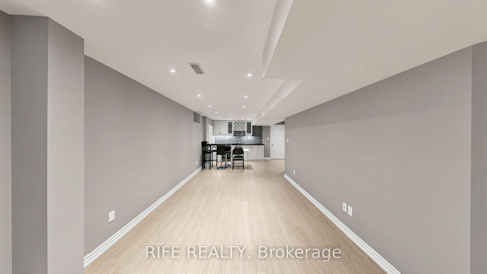 Photo 35 of 100 Castlemore Avenue, Markham, Berczy — HOMEH