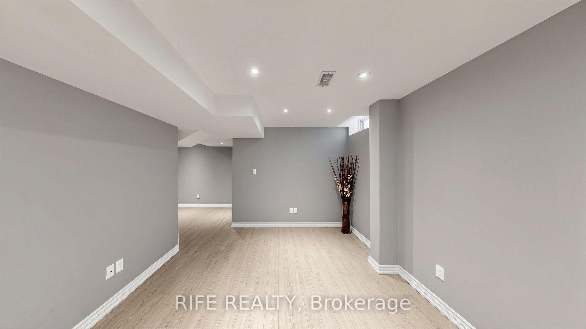 Photo 36 of 100 Castlemore Avenue, Markham, Berczy — HOMEH