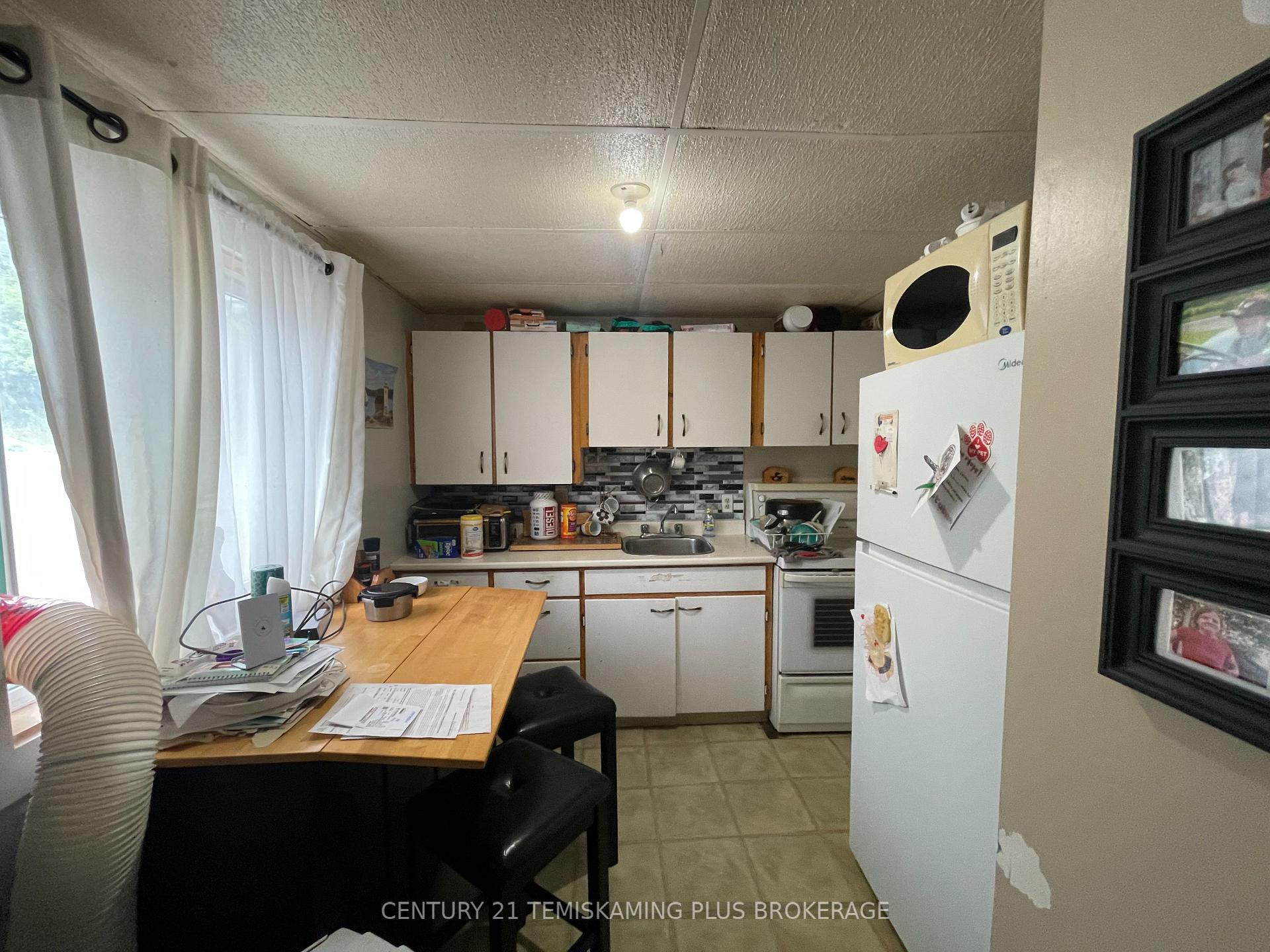 Photo 5 of 49 Cobalt Street, Cobalt — HOMEH