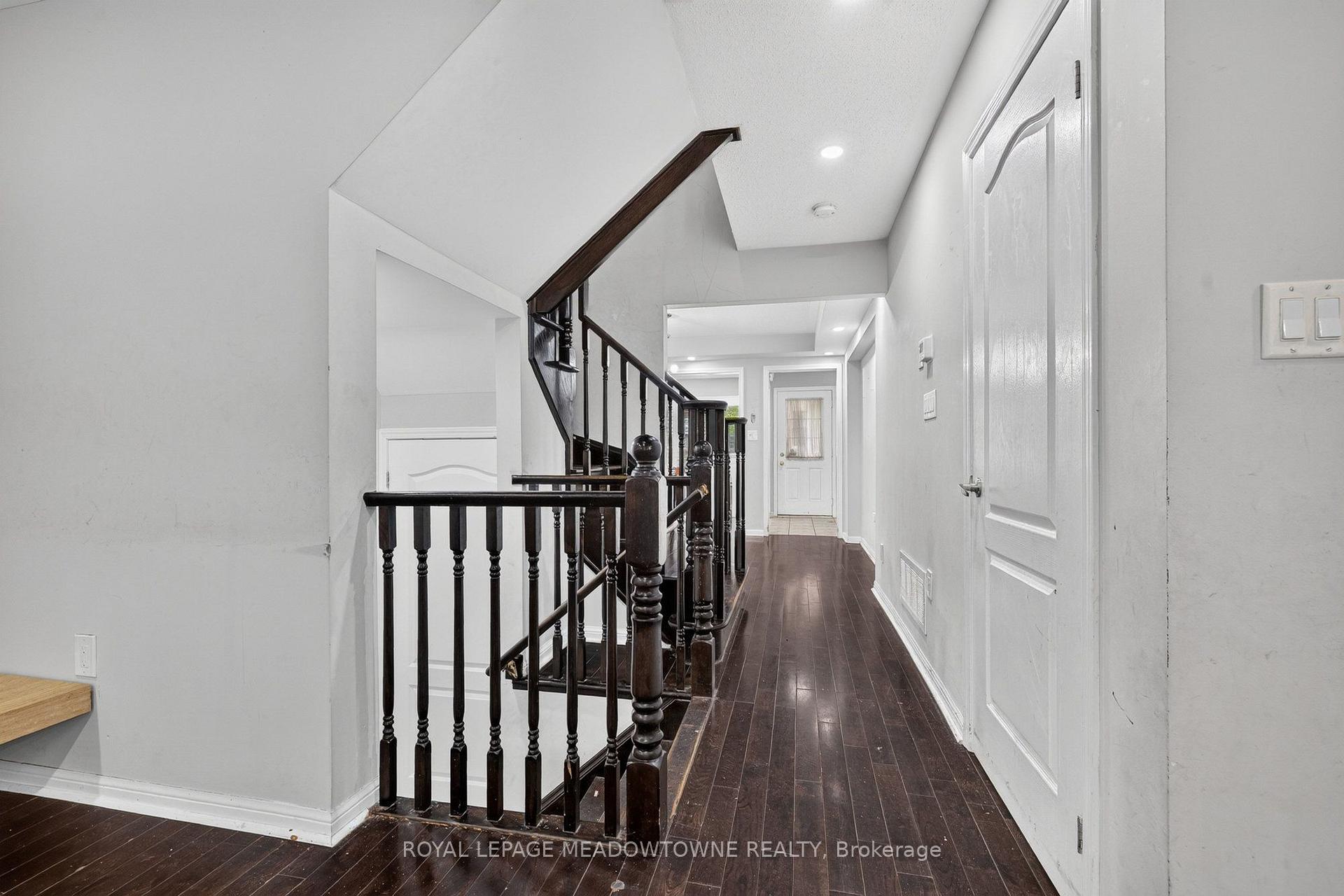 Photo 17 of 928 Raftis Crescent, Milton, Coates — HOMEH